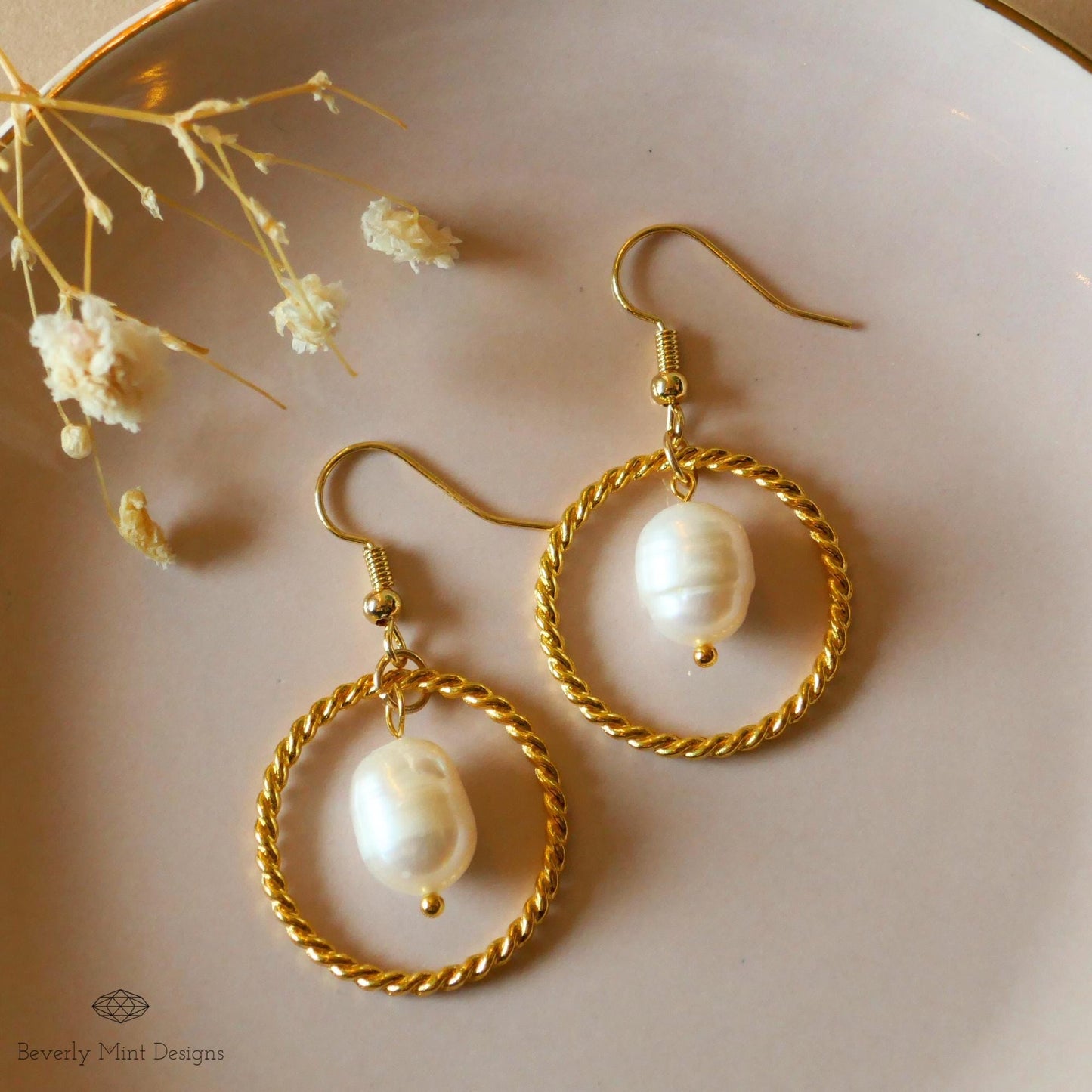 Baroque Pearl and Twisted Gold Hoop Earrings , Elegant Dangle Pearl Earrings, Modern Statement Jewelry , Gift For Her , Wedding Gift Jewelry