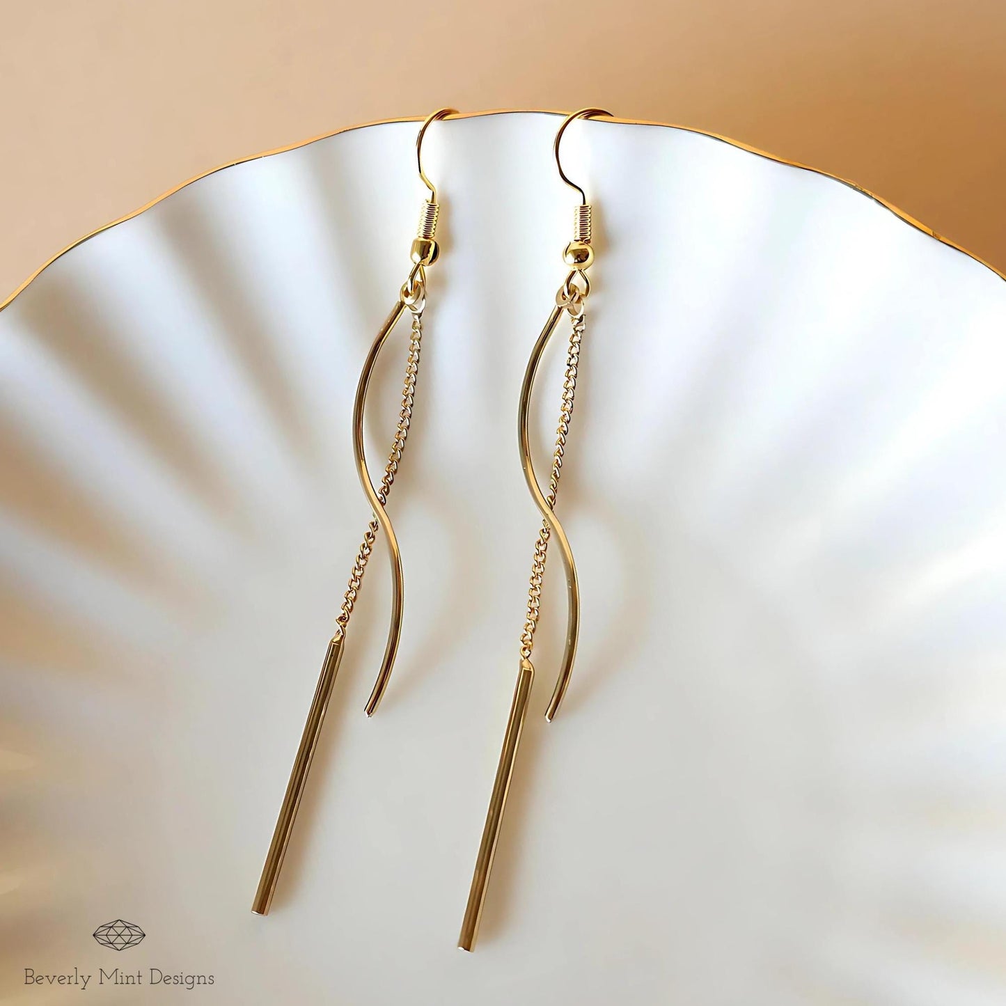 Gold Twirl Earrings, Gold Drop Earrings, Minimalist Twirl Earrings, Wavy Earrings, Gold Threader Earrings , Bridesmaid Gift, Wedding Gift