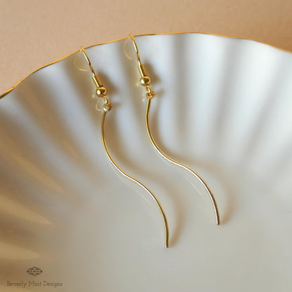 Gold Twirl Earrings, Gold Drop Earrings, Minimalist Twirl Earrings, Wavy Earrings, Gold Threader Earrings, Sensitive Ear & Clip-On Options