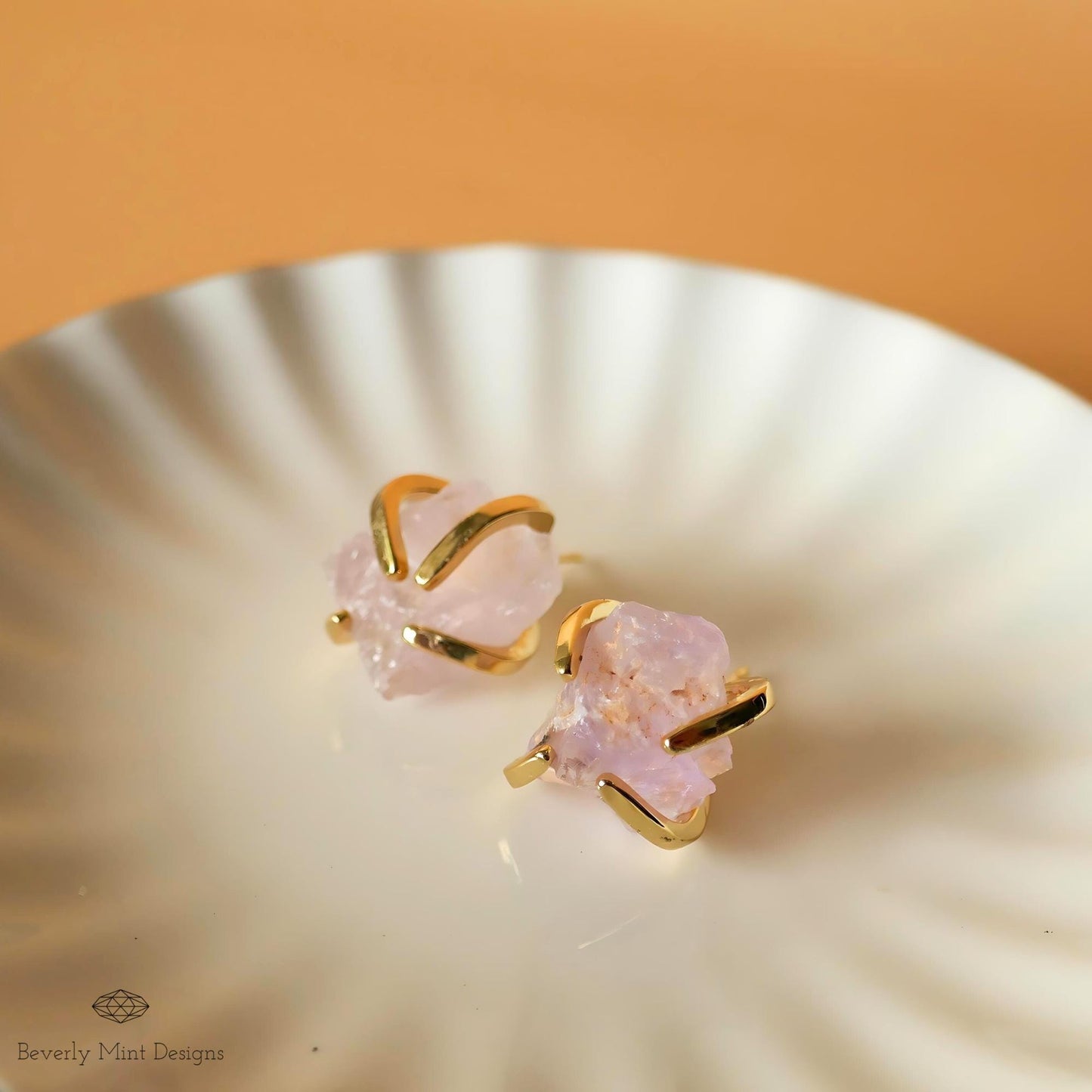 Light Amethyst Stud Earrings with 18K Gold, Light Purple Earrings, Lavender, Lilac Natural Raw Stone, Chakra Gemstone, February Birthstone