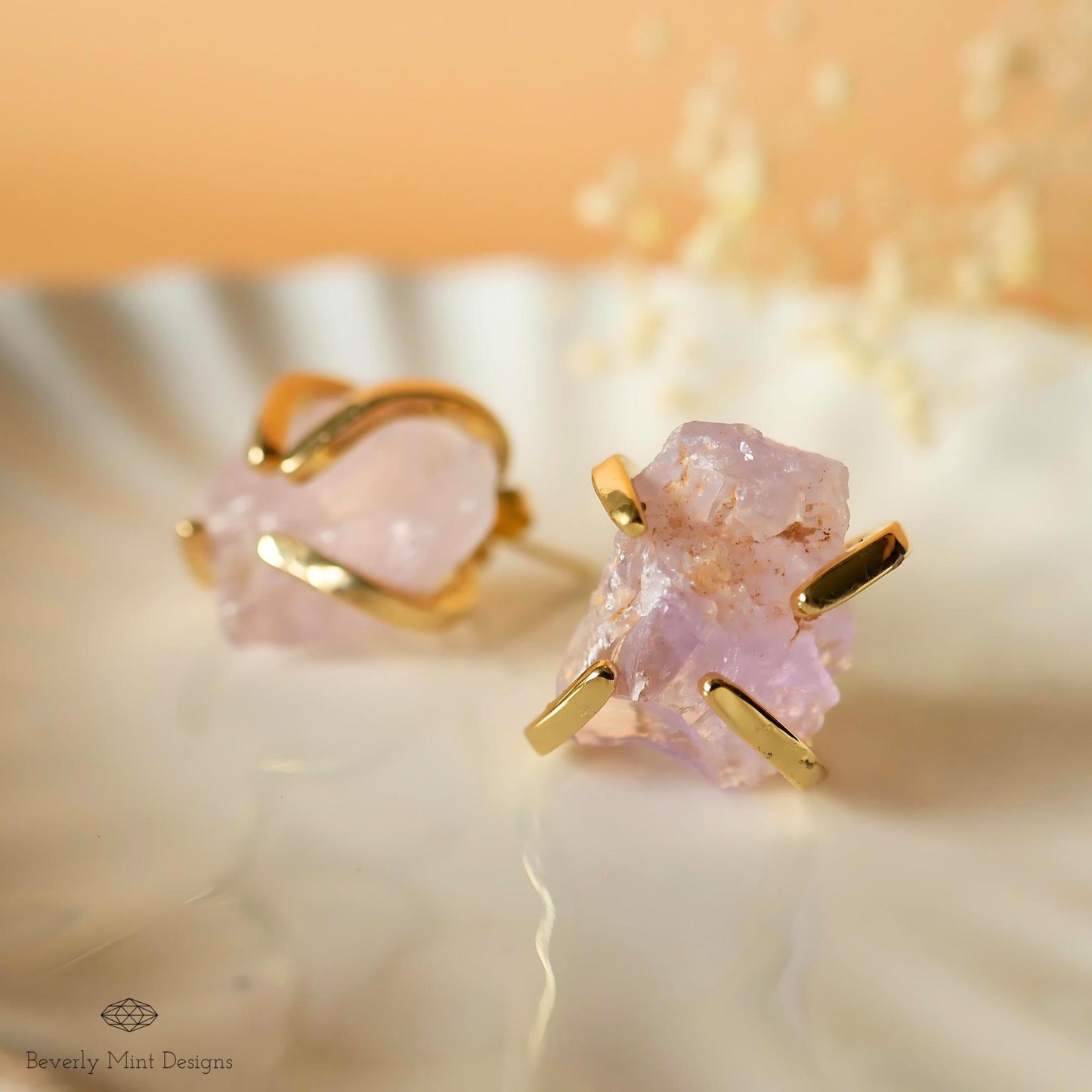 Light Amethyst Stud Earrings with 18K Gold, Light Purple Earrings, Lavender, Lilac Natural Raw Stone, Chakra Gemstone, February Birthstone