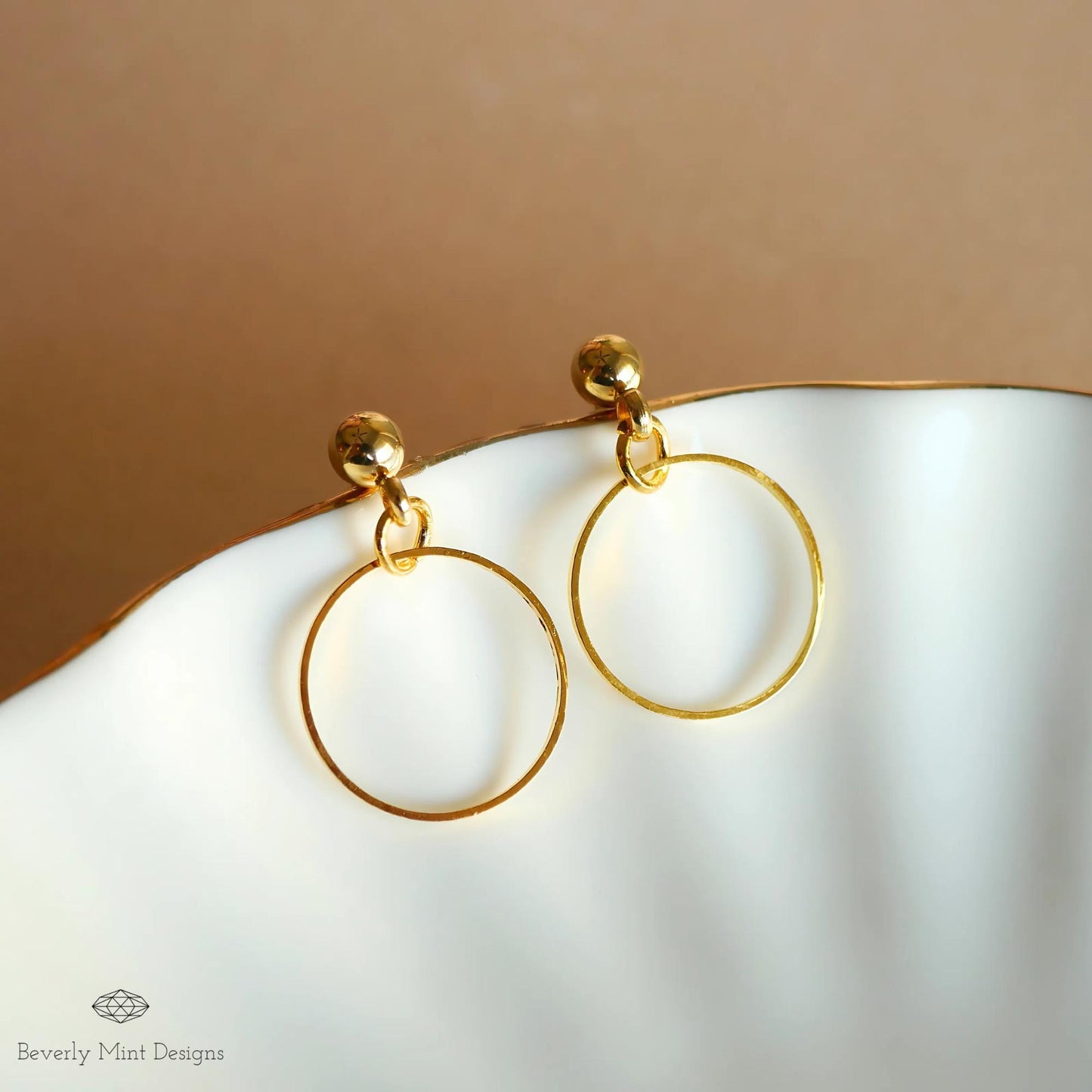 18K Gold Hoop Minimalist Stud Earrings, Simple Open Circle Drop Earrings, Lightweight Modern Geometric Jewelry, Elegant Everyday Earrings