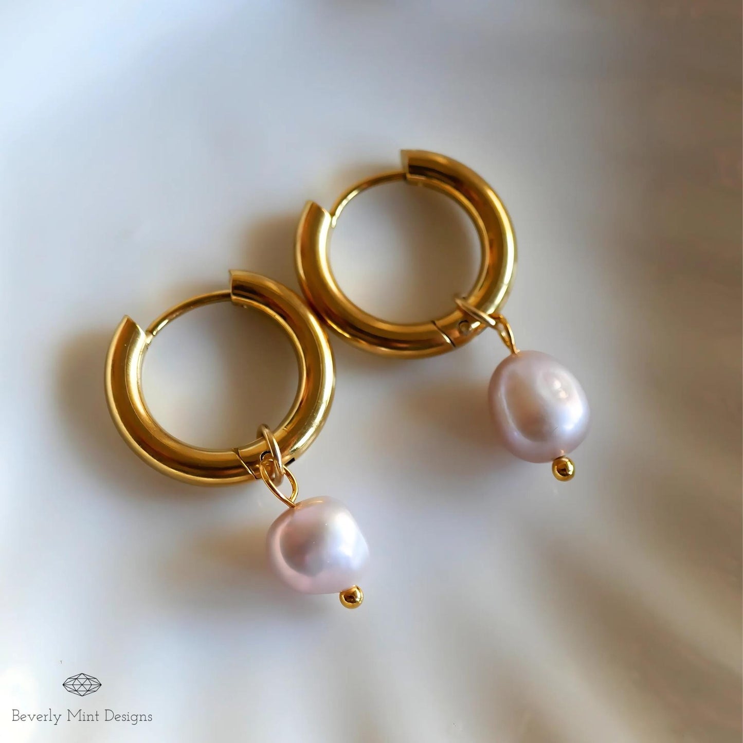 Gold Hoop Earrings with Lavender Baroque Pearl Beads, Minimalist Light Purple Pearl Dangle Earrings, Elegant Statement Jewelry, Classic Gift