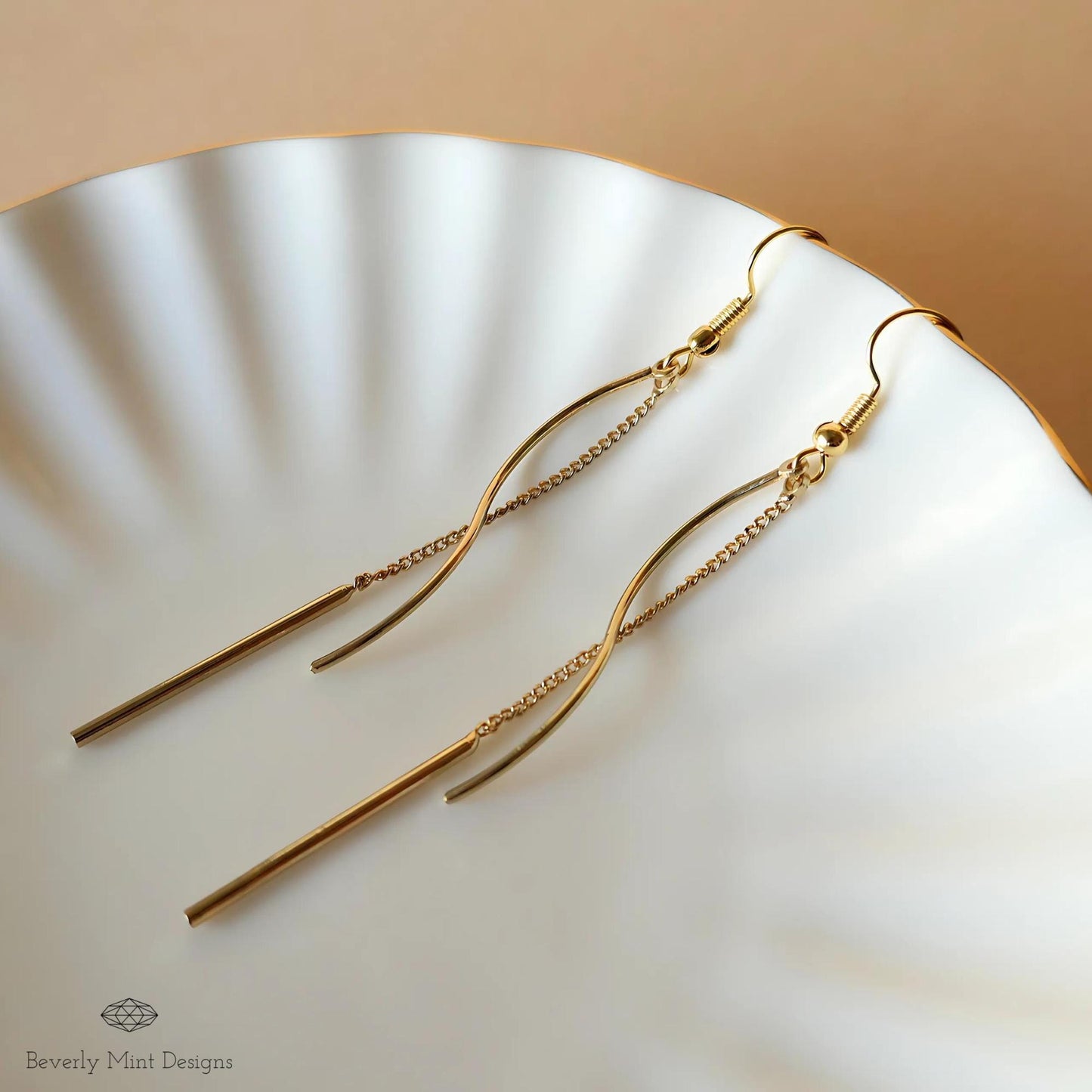 Gold Twirl Earrings, Gold Drop Earrings, Minimalist Twirl Earrings, Wavy Earrings, Gold Threader Earrings , Bridesmaid Gift, Wedding Gift