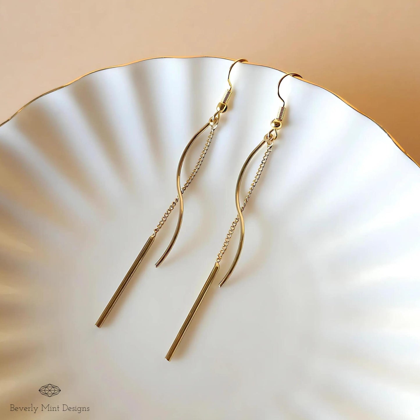 Gold Twirl Earrings, Gold Drop Earrings, Minimalist Twirl Earrings, Wavy Earrings, Gold Threader Earrings , Bridesmaid Gift, Wedding Gift