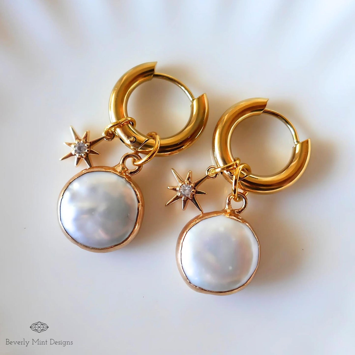 Gold Pearl Star Hoop Earrings, Celestial Dangle Earrings, Elegant Pearl Jewelry, Minimalist Statement Earrings, Unique Gift for Her