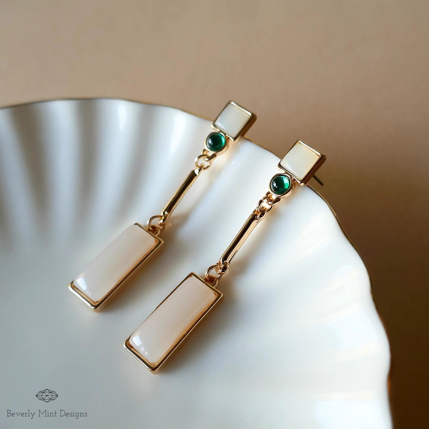 Minimalist Geometric Drop Earrings ,Gold and Green Dangle Earrings,Modern Rectangular Statement Jewelry for Women, Gift For Her