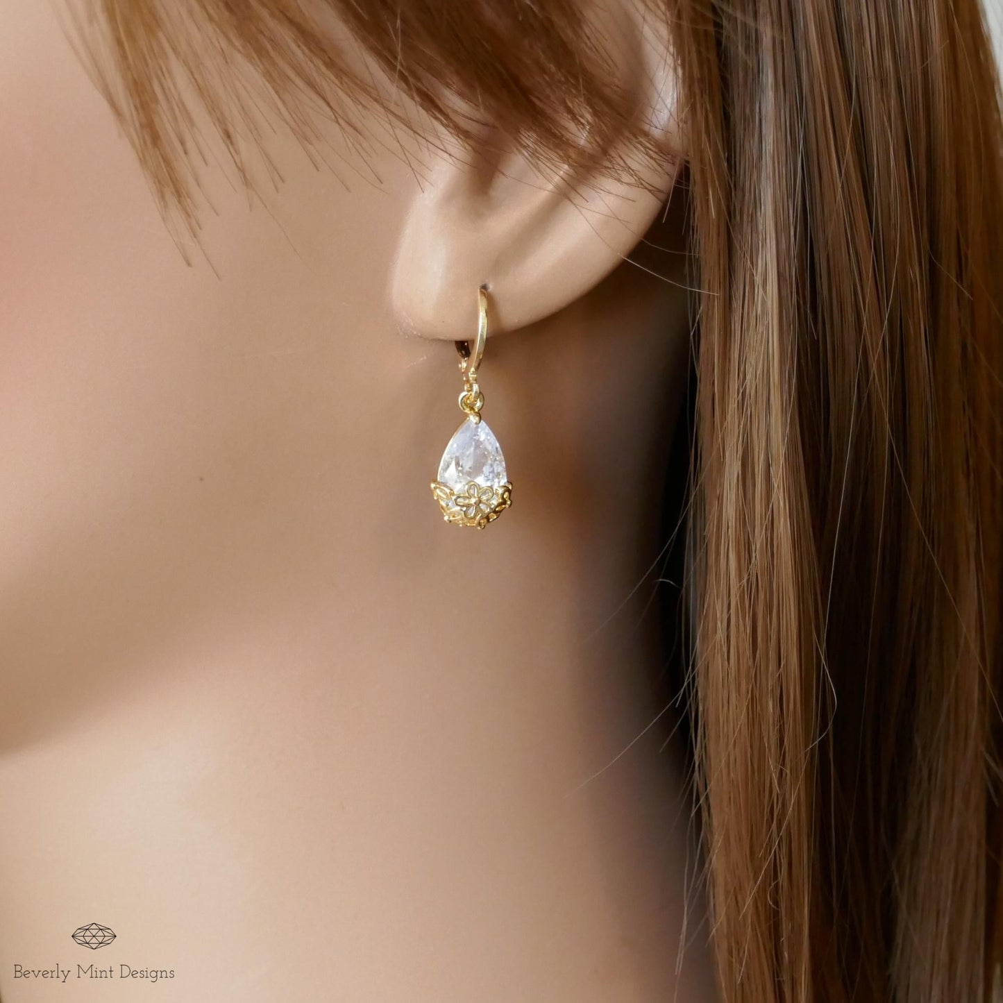 18K Gold Teardrop Dangle Earring , Cubic Zirconia Drop Earrings, Gold Dangle Earrings, Waterdrop Earrings, Wedding, Bridesmaid Gift