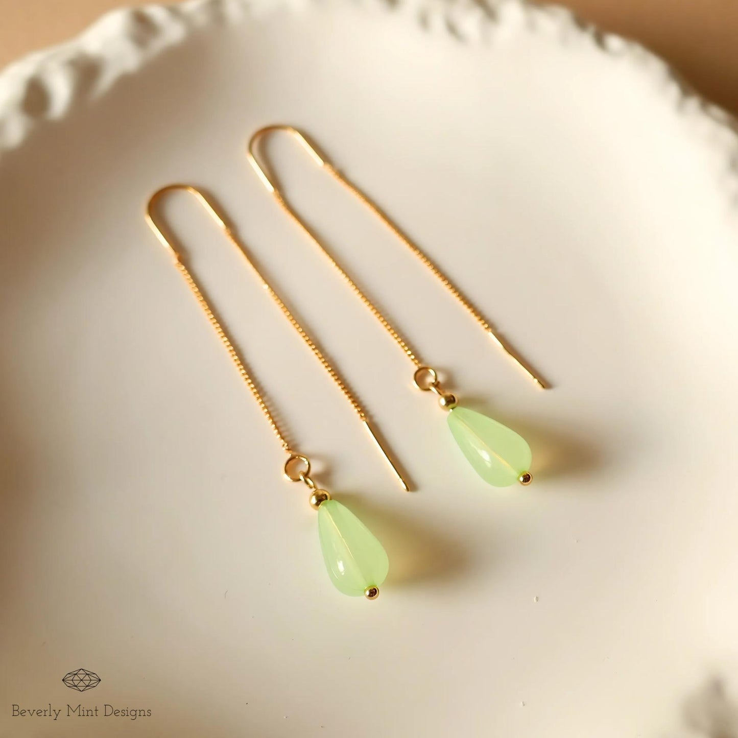 Jade Color Teardrop Earrings, Gold Threader Earrings, Green Teardrop Dangle Earrings, Minimalist Long Chain Earrings, Lightweight