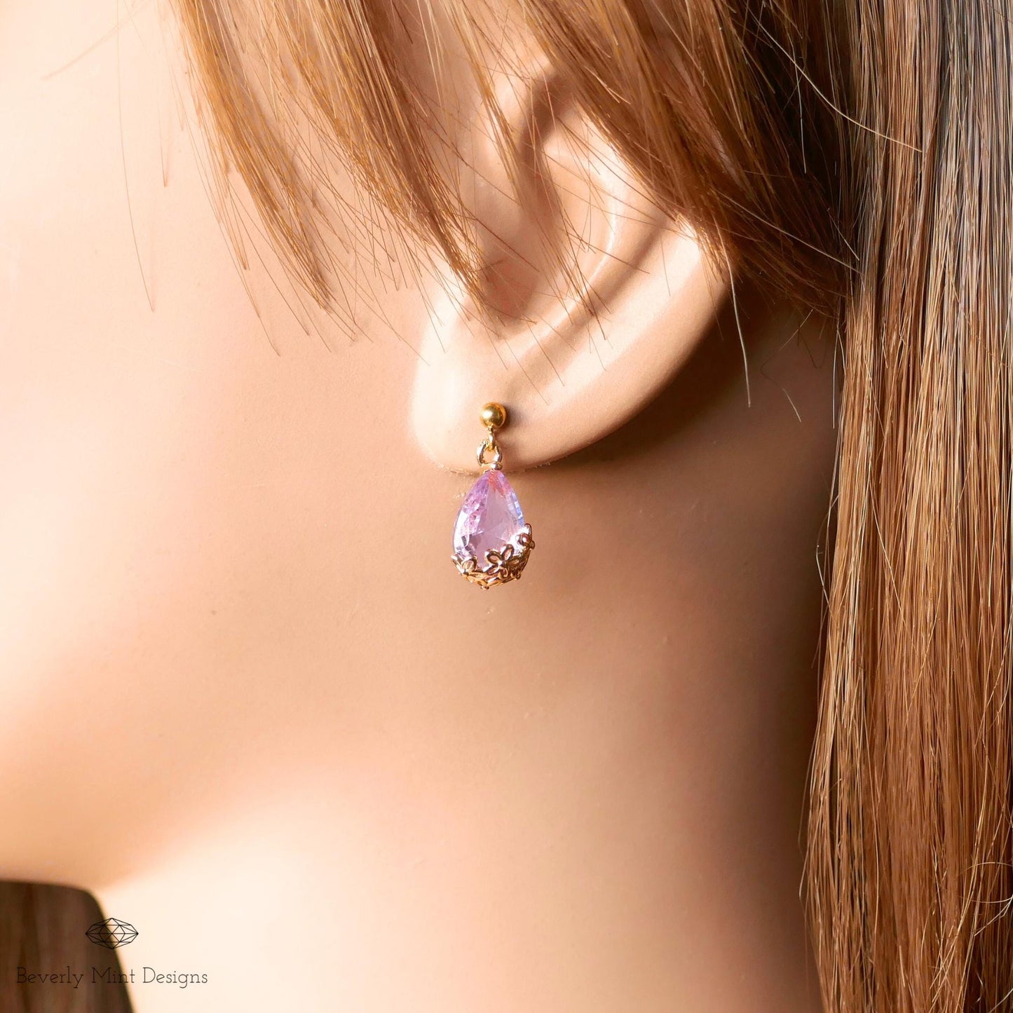 Gold Lavender Teardrop Stud Earrings, Light Purple Floral Crystal Dangle Earrings, Minimalist Jewelry for Women, Elegant Gift for Her