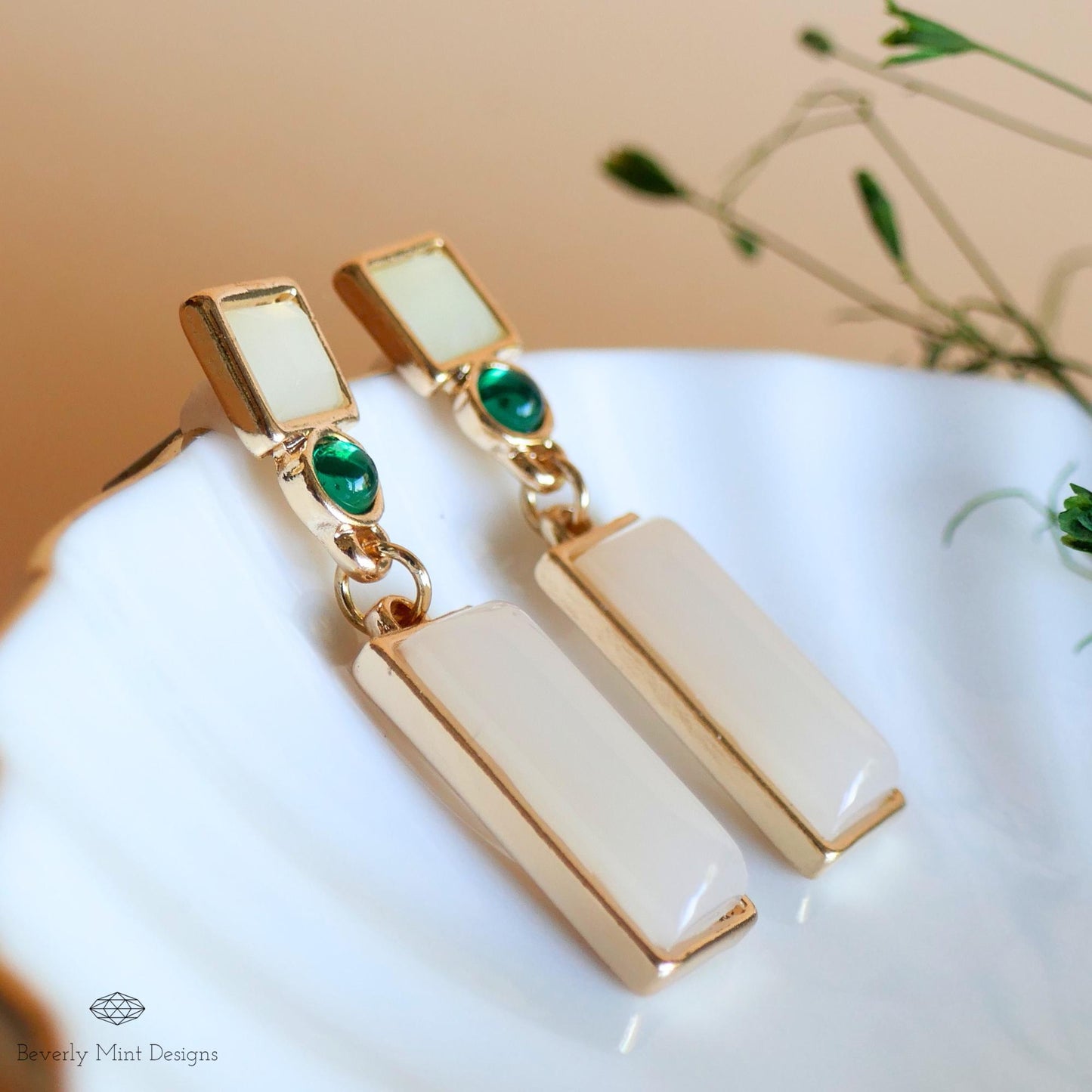 Geometric Earrings with Green Stones , Vintage Style Earrings Dangle and Drop Earrings, Green Drop Earrings, Gift For Her
