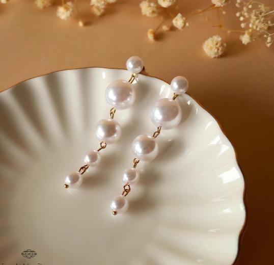 Elegant Pearl Dangle Earrings, Pearl Drop Earrings with Crystals, Bridal Jewelry, Wedding Gift, Statement Wedding Earrings, Gift For Her