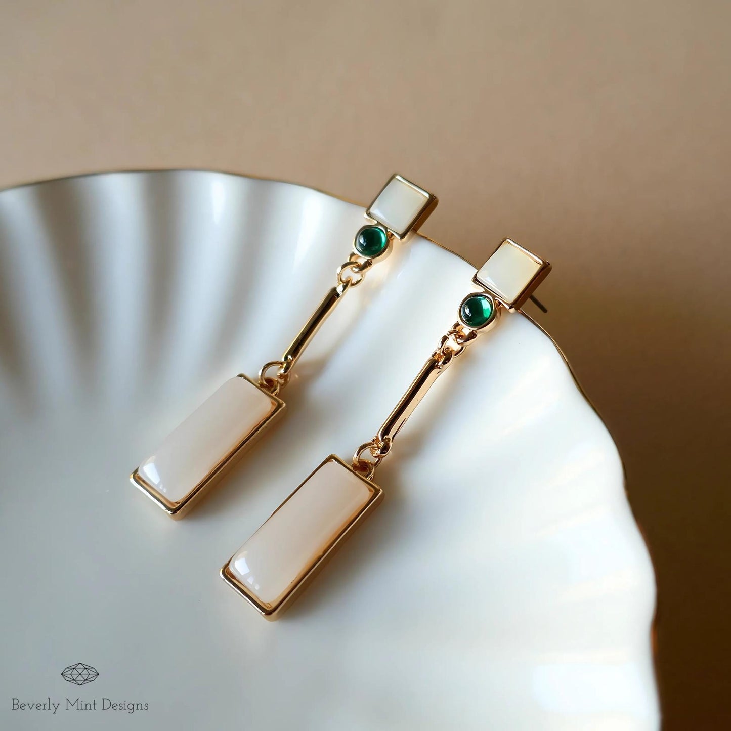 Minimalist Geometric Drop Earrings ,Gold and Green Dangle Earrings,Modern Rectangular Statement Jewelry for Women, Gift For Her