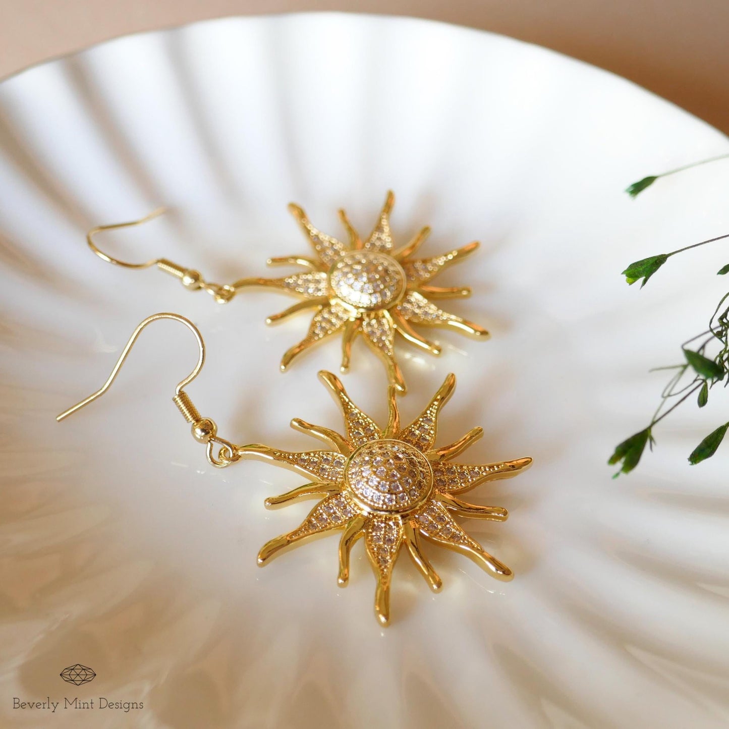 Golden Sun Earrings, 18K Gold Boho Sun Earrings, Bohemian Style Earrings, Gold Sunburst Earrings, Bohemian Zircon Jewelry, Gift For her