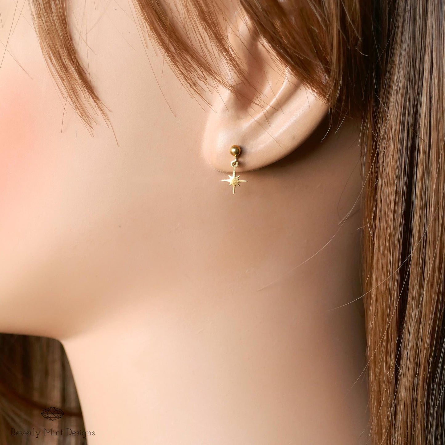 Gold Star Dangle Earrings ,Minimalist Drop Earrings for Women, Starburst Earrings , Everyday Dainty Celestial Jewelry, Dainty Drop Studs