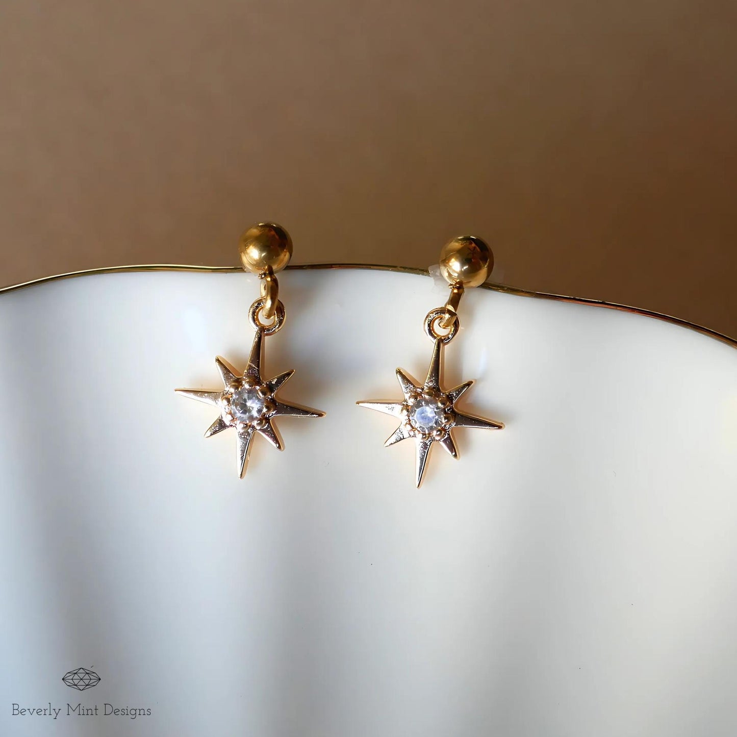 Gold Starburst Dangle Earrings, Minimalist Star Jewelry, Celestial Drop Earrings, Dainty Gold Earrings, Gift for Her, Gift For Her