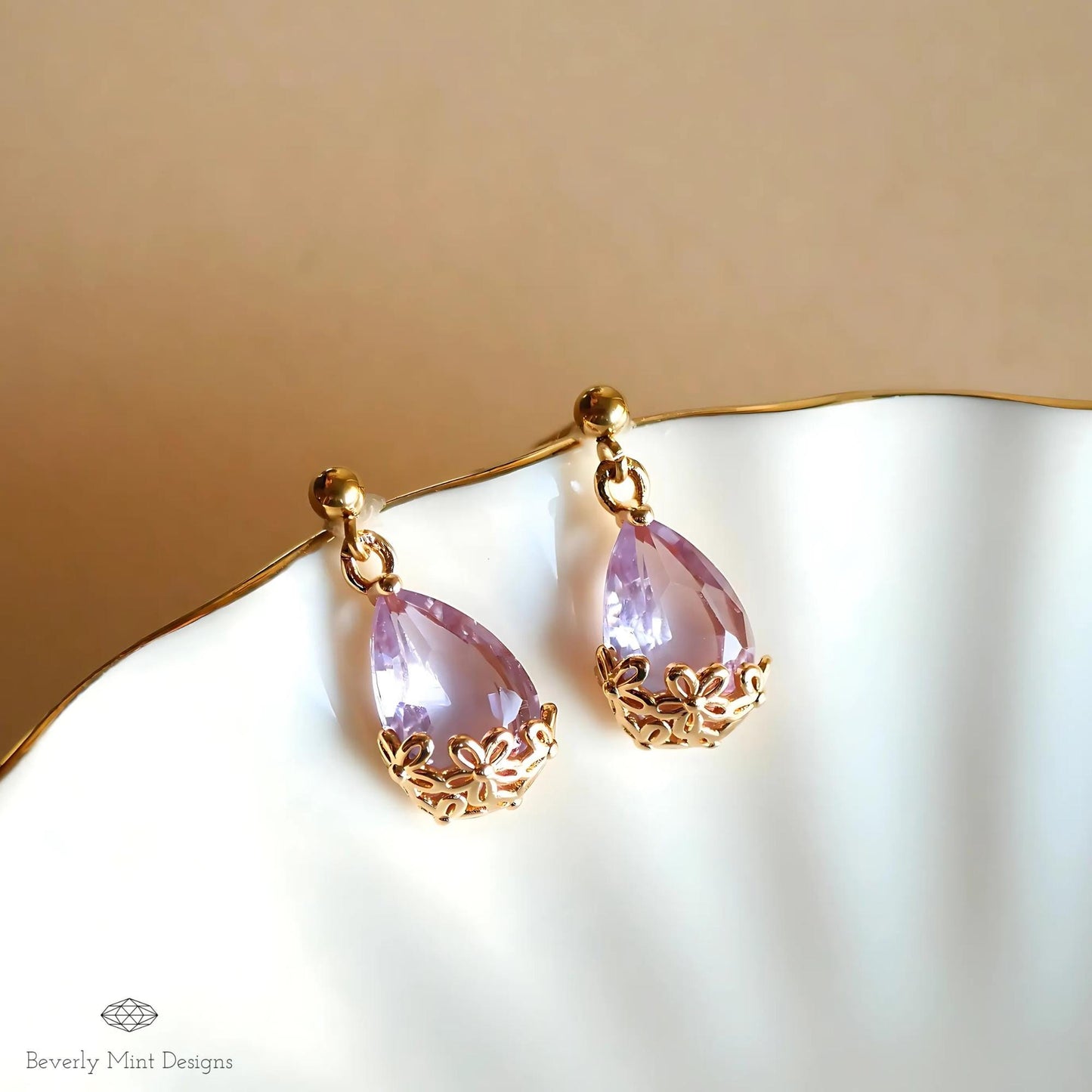 Gold Lavender Teardrop Stud Earrings, Light Purple Floral Crystal Dangle Earrings, Minimalist Jewelry for Women, Elegant Gift for Her