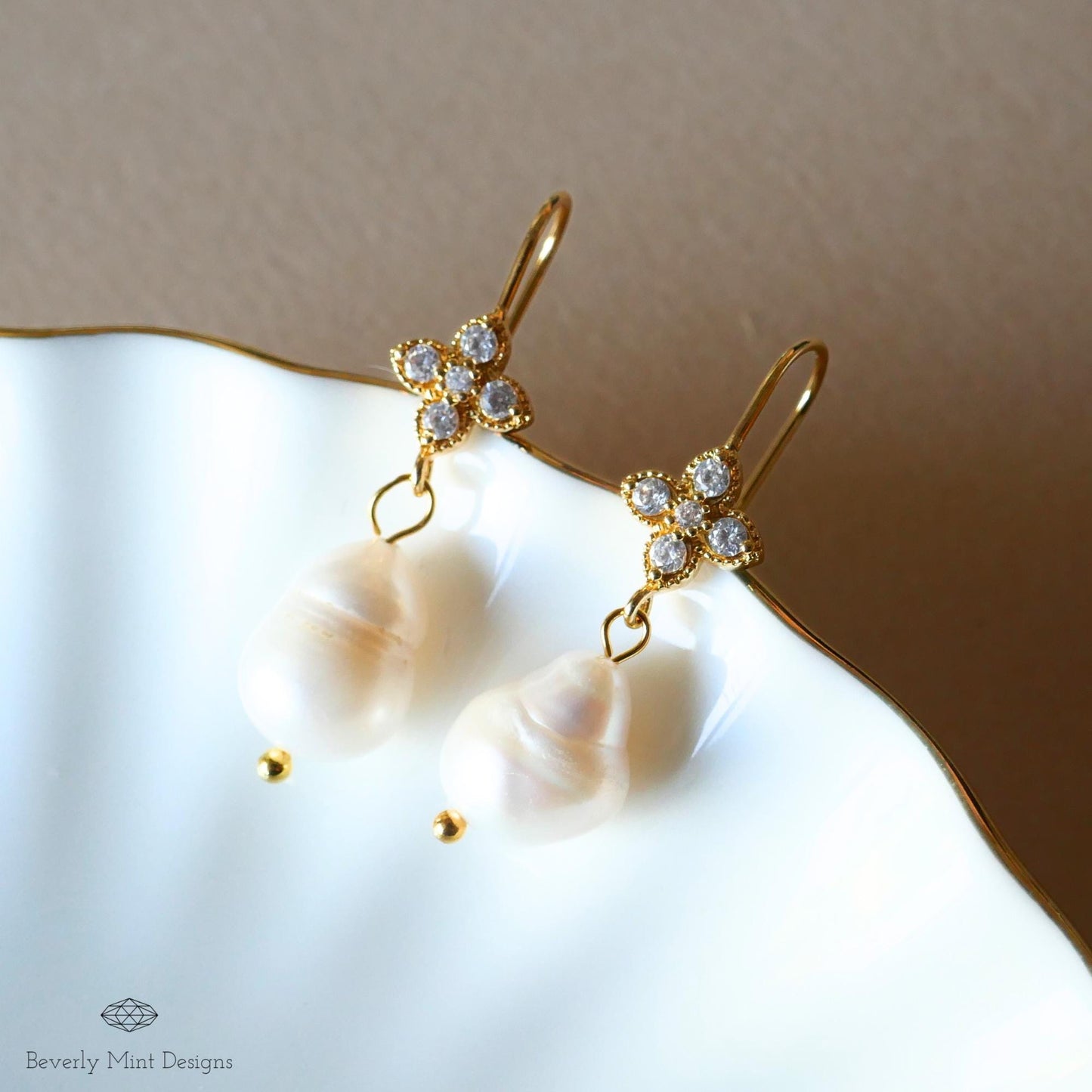 Gold Pearl Drop Earrings, Baroque Pearl Earrings, Bridal Earrings, Dangle Earrings, Wedding Jewelry, Elegant Gift for Her, Handmade jewelry
