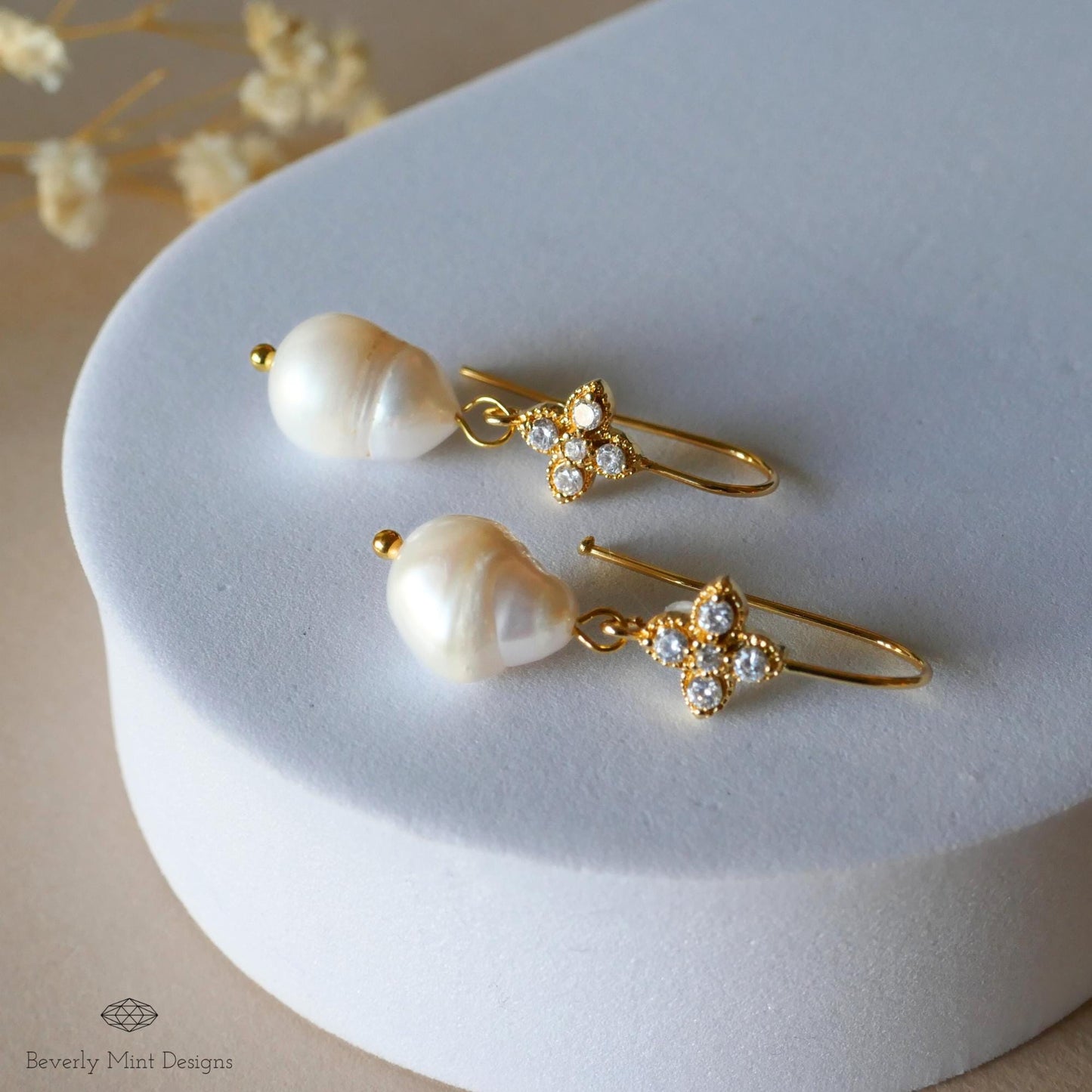 Gold Pearl Drop Earrings, Baroque Pearl Earrings, Bridal Earrings, Dangle Earrings, Wedding Jewelry, Elegant Gift for Her, Handmade jewelry