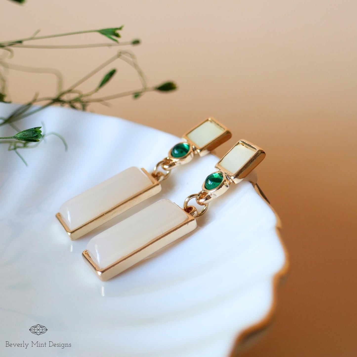 Geometric Earrings with Green Stones , Vintage Style Earrings Dangle and Drop Earrings, Green Drop Earrings, Gift For Her