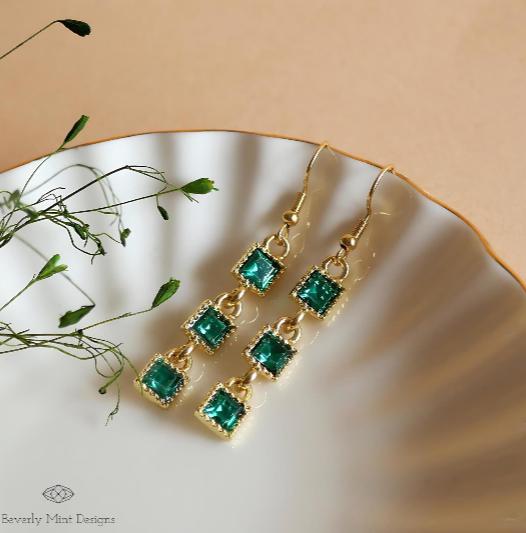 Green Dangle Earrings, 18K Gold Dangle and Drop Earrings with Green Gem Stones, Unique Earrings,  Emerald Green Retro Jewerly