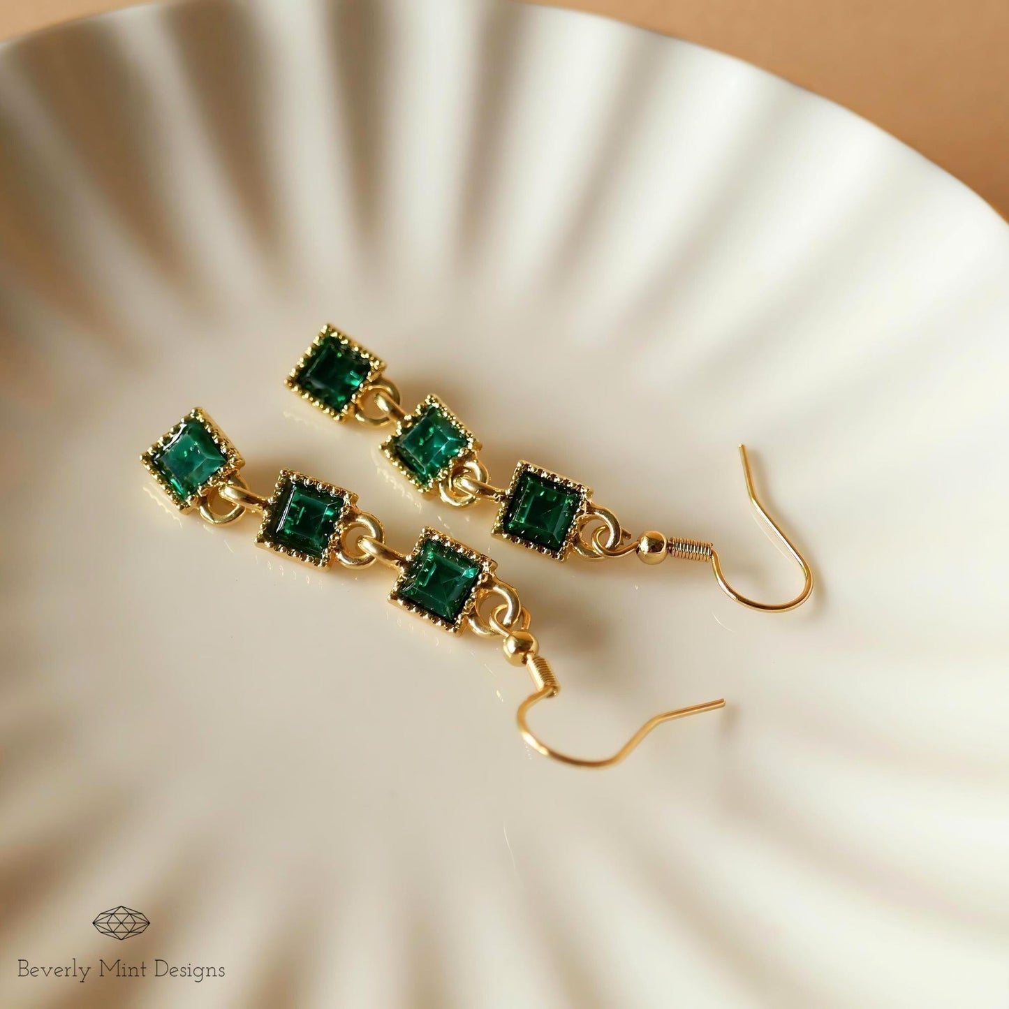 Green Dangle Earrings, 18K Gold Dangle and Drop Earrings with Green Gem Stones, Unique Earrings,  Emerald Green Retro Jewelry