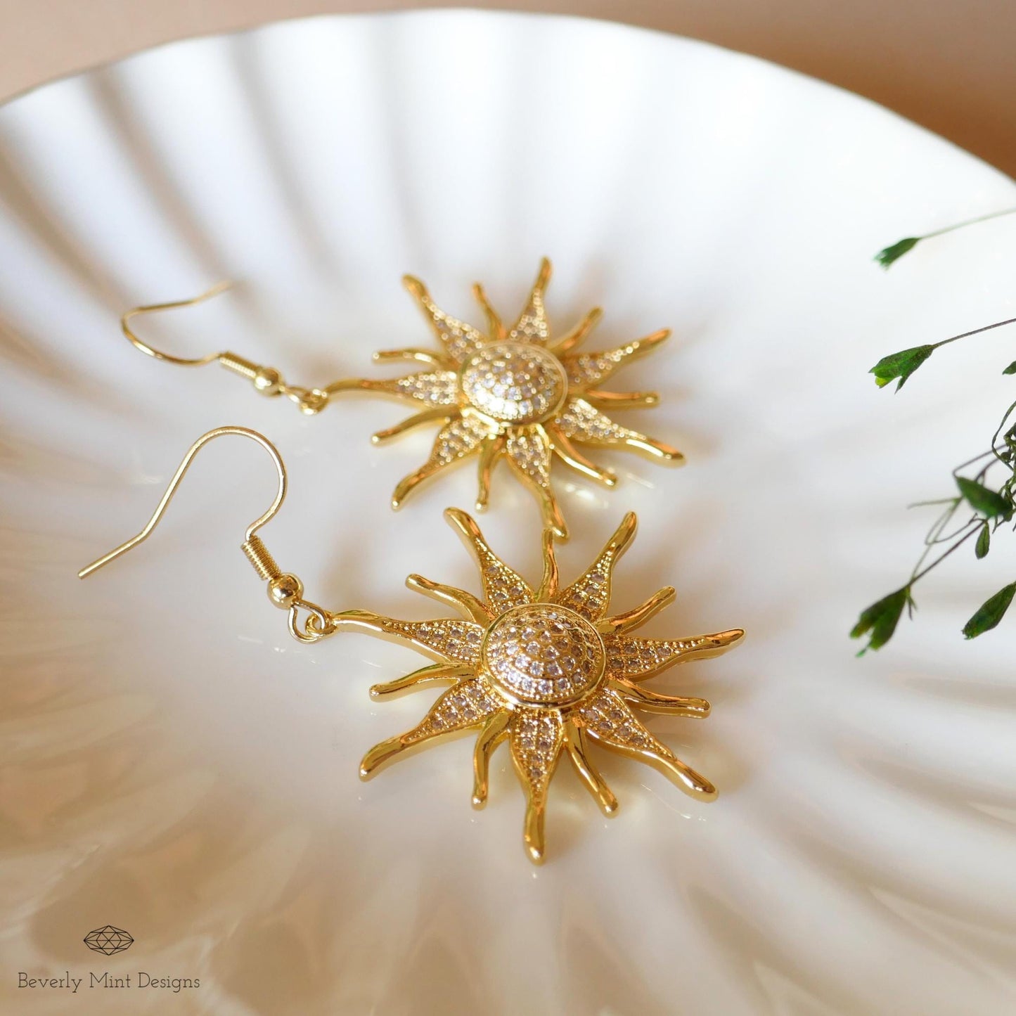 Golden Sun Earrings, 18K Gold Boho Sun Earrings, Bohemian Style Earrings, Gold Sunburst Earrings, Bohemian Zircon Jewelry, Gift For her