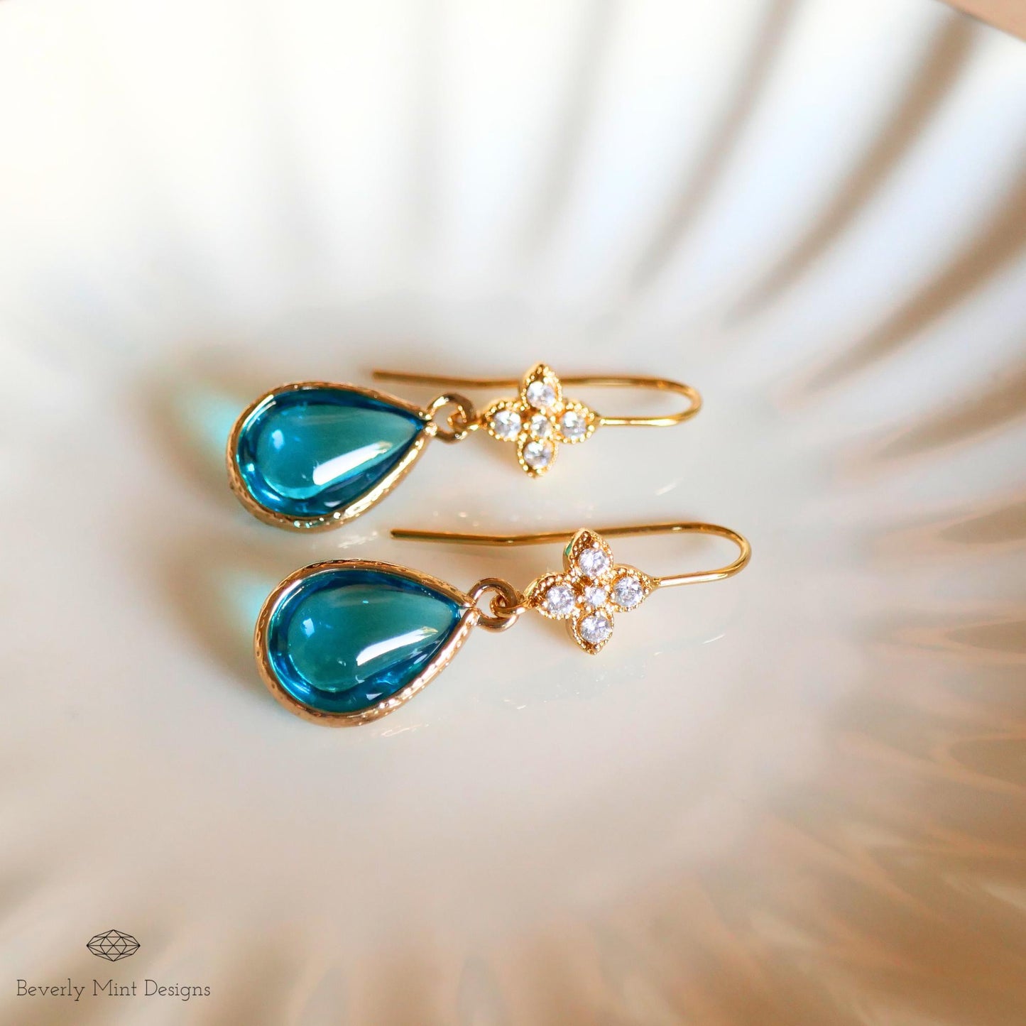 Deep Blue Teardrop Earrings, Blue Teardrop Earrings , Gold Bridal Dangle Earrings with Crystal Accents, Vintage-Inspired Blue Drop Earrings