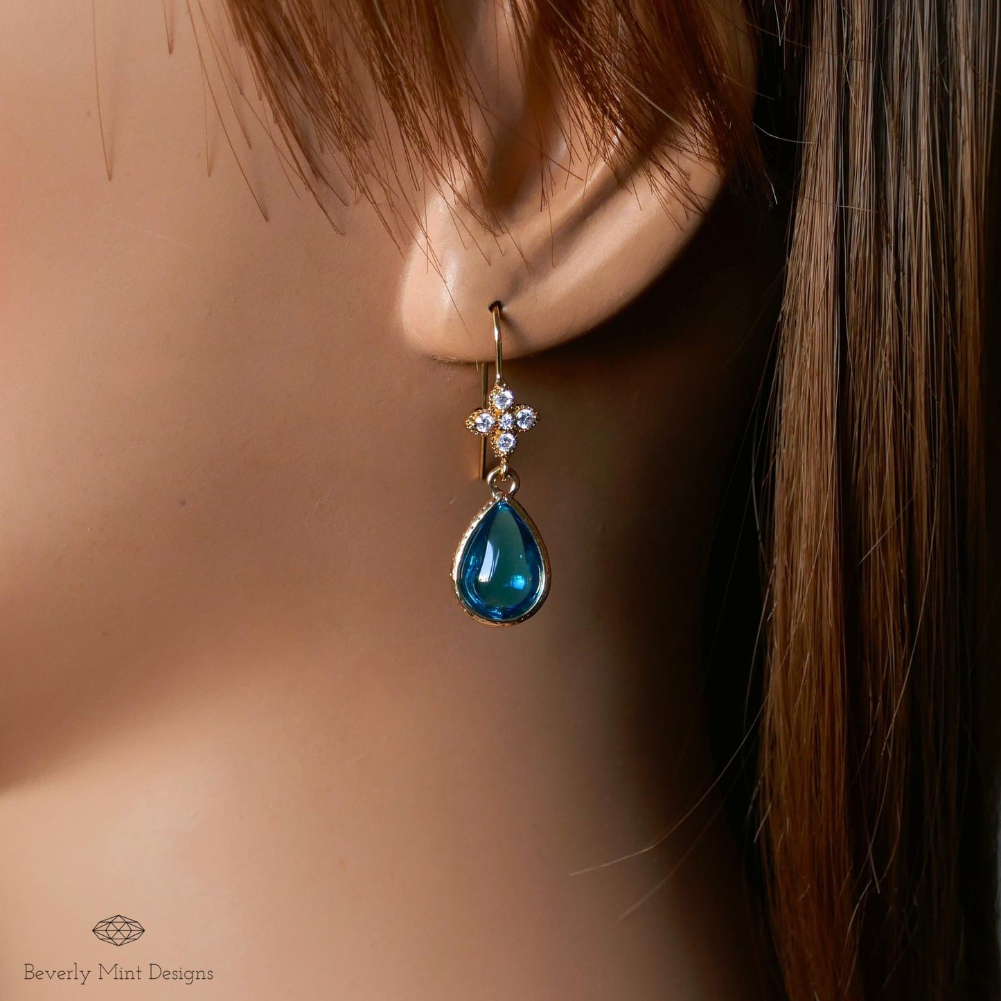 Deep Blue Teardrop Earrings, Blue Teardrop Earrings , Gold Bridal Dangle Earrings with Crystal Accents, Vintage-Inspired Blue Drop Earrings