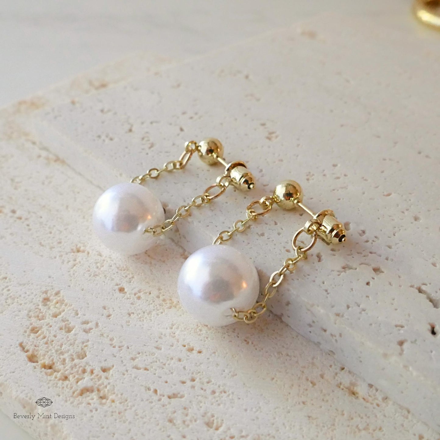 Pearl Earrings, Retro Gold Pearl Drop Earrings , Bride Earrings, Pearl Dangle Earrings, Gift For Her
