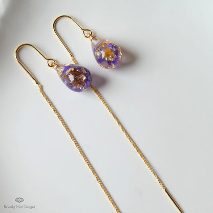 Pressed Flower Threader Earrings, Gold Chain Earrings, Resin Floral Jewelry, Dainty Drop Earrings, Nature Inspired Gift for Her