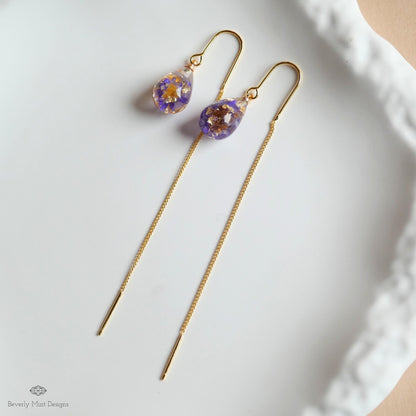 Pressed Flower Threader Earrings, Gold Chain Earrings, Resin Floral Jewelry, Dainty Drop Earrings, Nature Inspired Gift for Her