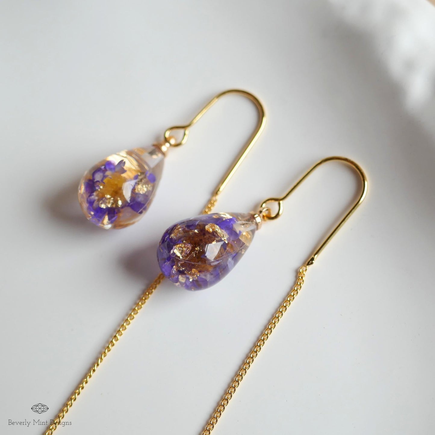 Pressed Flower Threader Earrings, Gold Chain Earrings, Resin Floral Jewelry, Dainty Drop Earrings, Nature Inspired Gift for Her