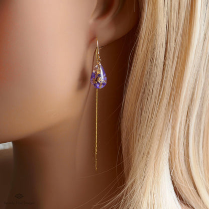 Pressed Flower Threader Earrings, Gold Chain Earrings, Resin Floral Jewelry, Dainty Drop Earrings, Nature Inspired Gift for Her