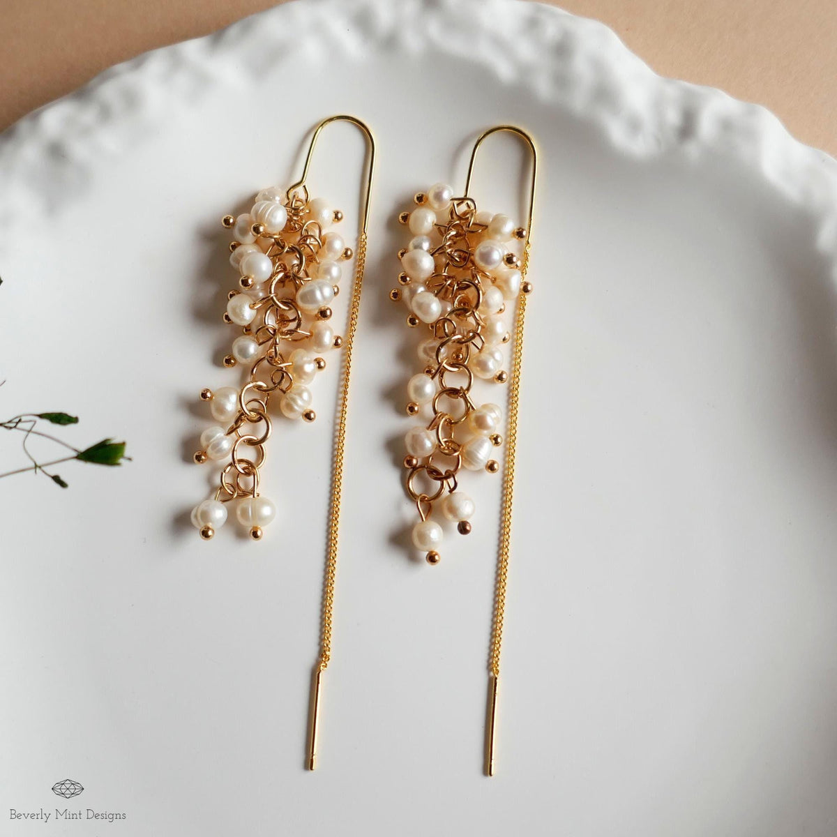 Pearl Cluster Threader Earrings, Long Statement Drop Earrings, Gold Chain Bridal Jewelry, Elegant, Sensitive Ear & Clip-On Options