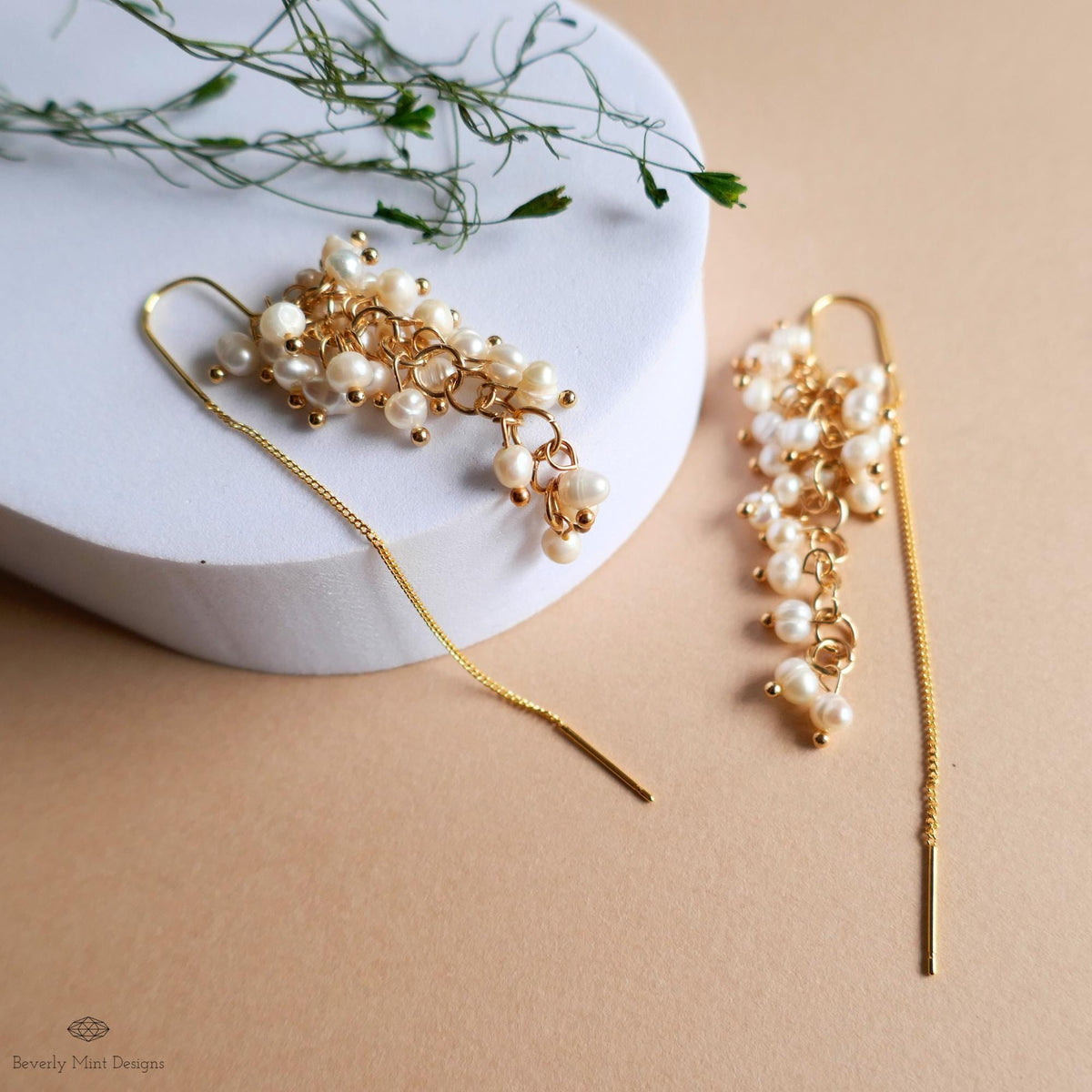 Pearl Cluster Threader Earrings, Long Statement Drop Earrings, Gold Chain Bridal Jewelry, Elegant, Sensitive Ear & Clip-On Options