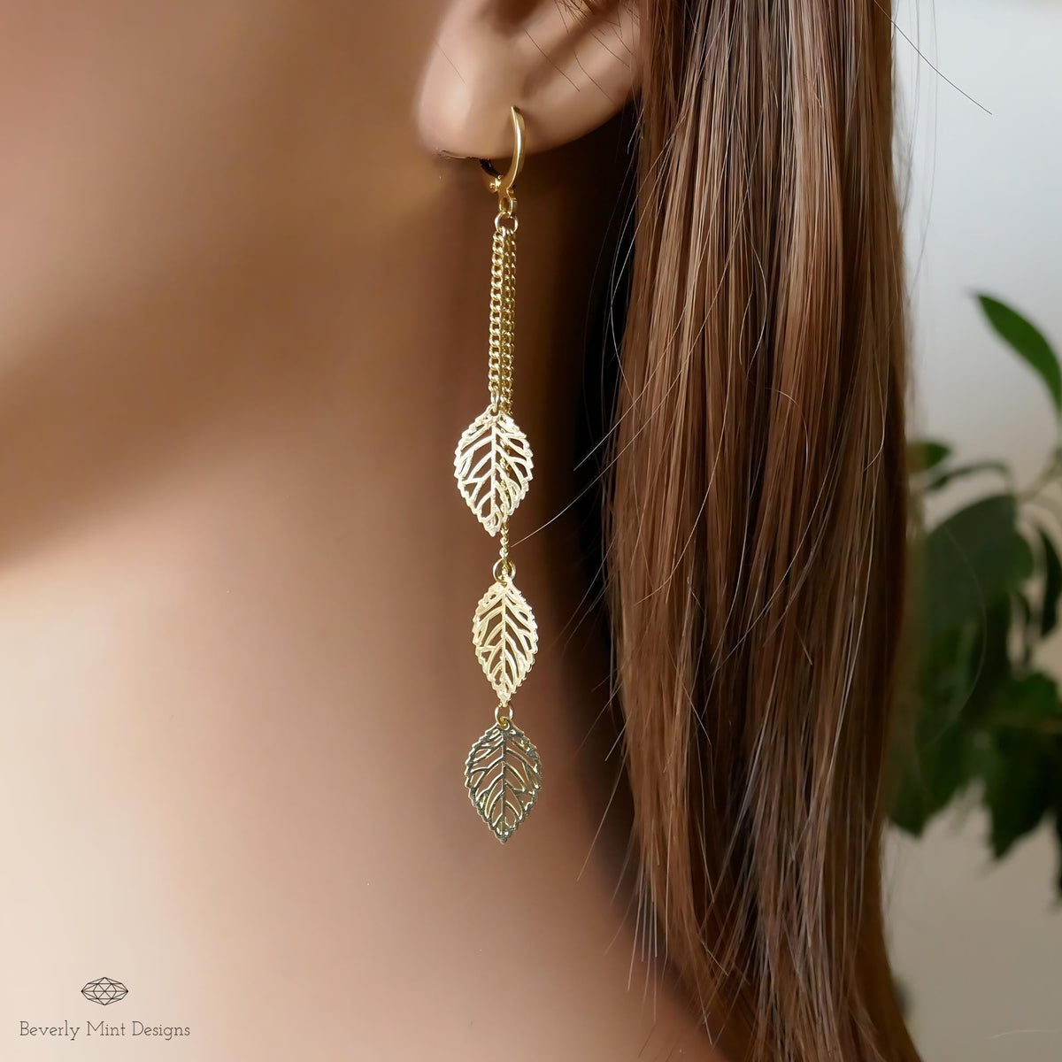 18K Gold Long Tassel Earrings , Leaf Gold Chain Earrings, Threader earrings, Long Gold Earrings, Wedding, Bride