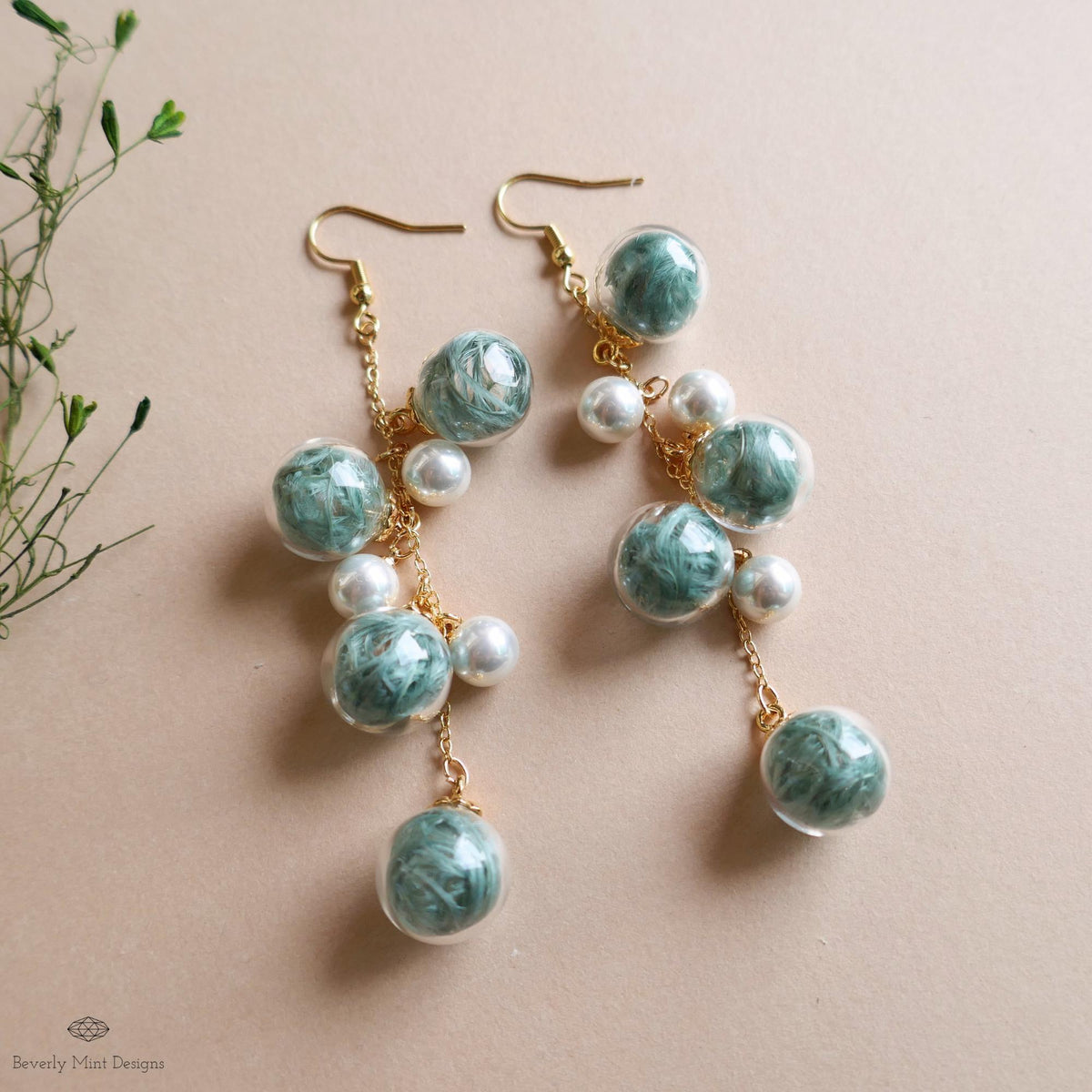 Bubble Earrings , Dangle Glass Beaded Earrings with Pearls, Gold Chain Lightweight Fairycore Jewelry, Sensitive Ear & Clip-On Options