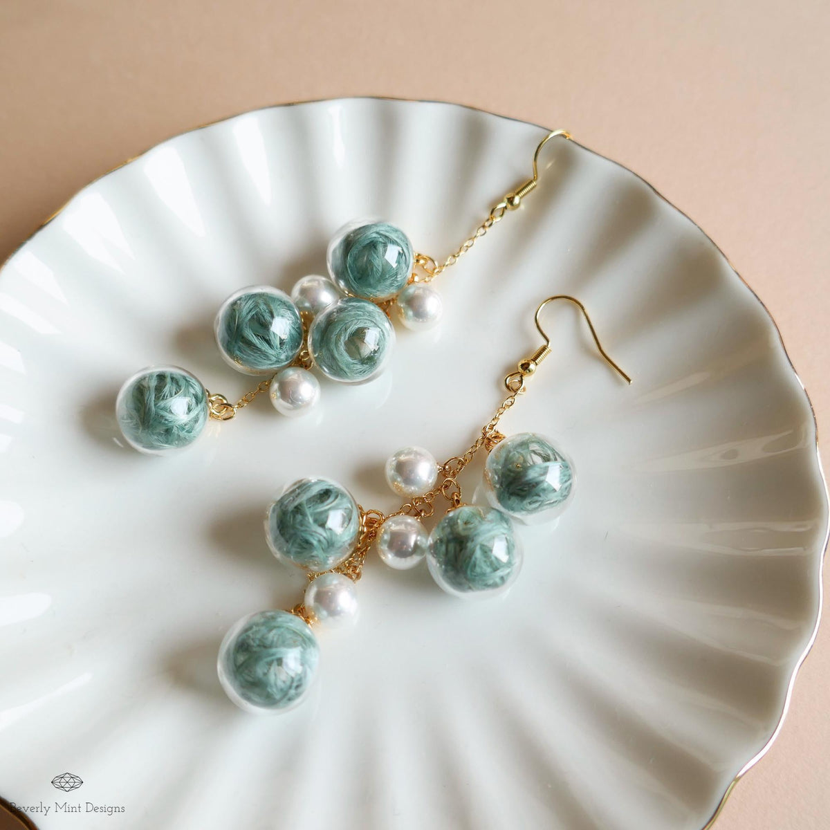 Bubble Earrings , Dangle Glass Beaded Earrings with Pearls, Gold Chain Lightweight Fairycore Jewelry, Sensitive Ear & Clip-On Options
