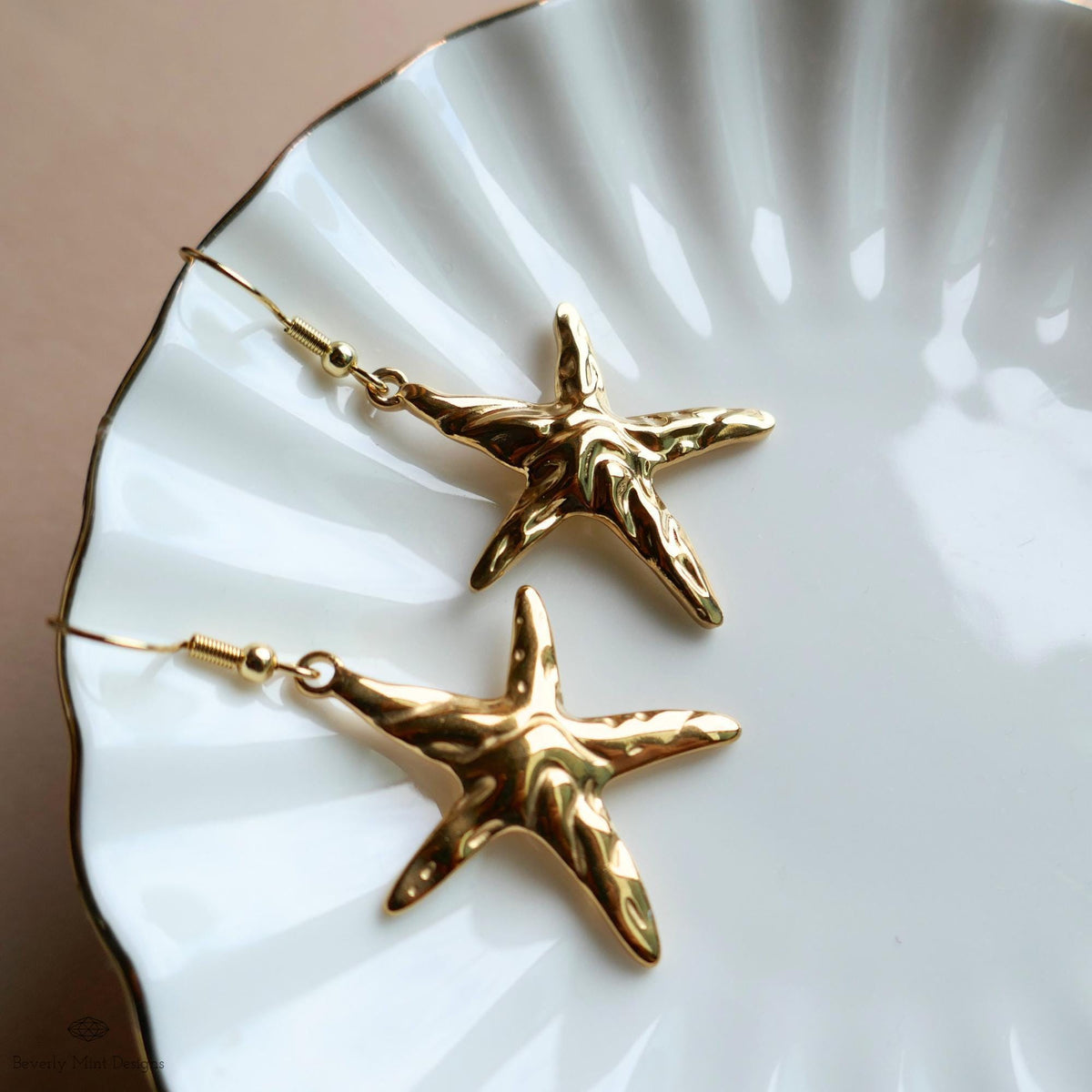 Gold Sculptural Starfish Earrings, Ocean Inspired Earrings , Artistic Coastal Statement Jewelry, Sensitive Ear & Clip-On Options