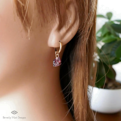 Red Raw Stone Earrings, Rose Gold Huggie Hoop Earrings with January Birthstone, Raw Garnet Stone Earrings , Red Earrings , Chakra Stone Gift