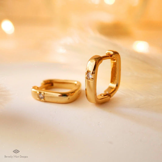 Huggie Earrings Gold Dainty Earrings,14K Gold Plated, Square Earrings, Minimalist Earrings, Simple Gold Earrings