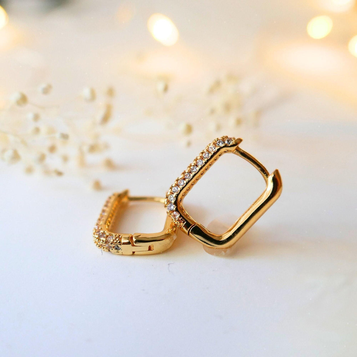 Gold Huggie Earrings, 14K Gold Hoop Earrings, Huggie Rectangle Earrings, Minimalist Earrings, 14K Gold Filled
