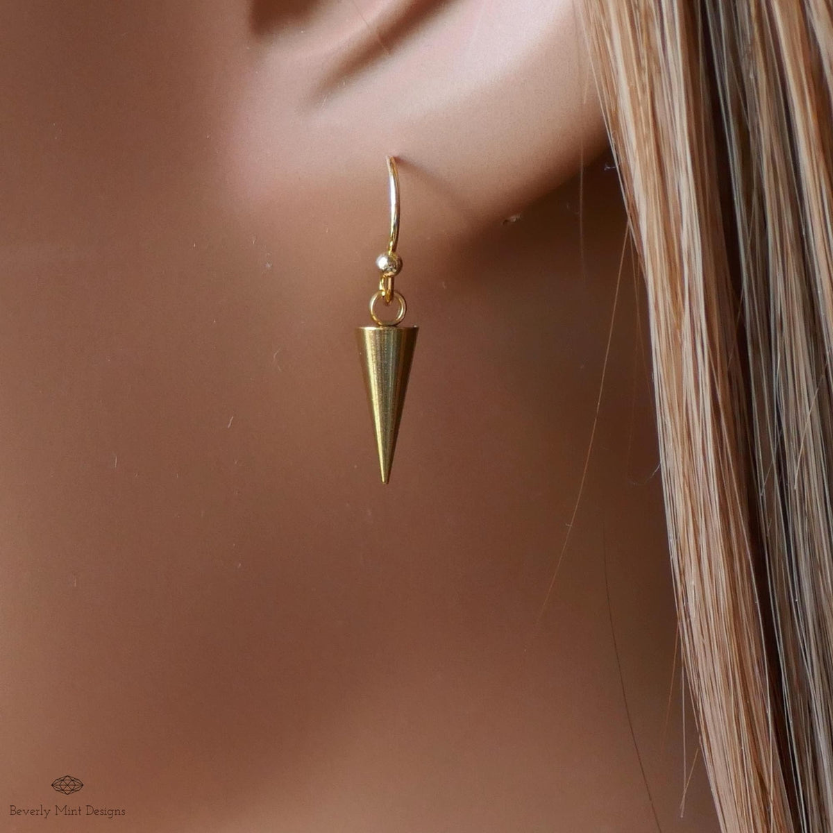 Gold Spike Earrings, Cone Drop Earrings, Minimalist Dangle Earrings, Edgy Gold Jewelry, Modern Earrings, Sensitive Ear & Clip-On Options