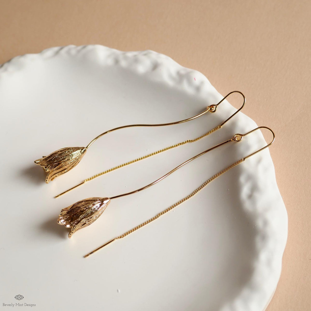 Gold Tulip Drop Earrings Floral Long Dangle Earrings Lightweight Threader Earrings Modern Botanical Jewelry Gift for Her