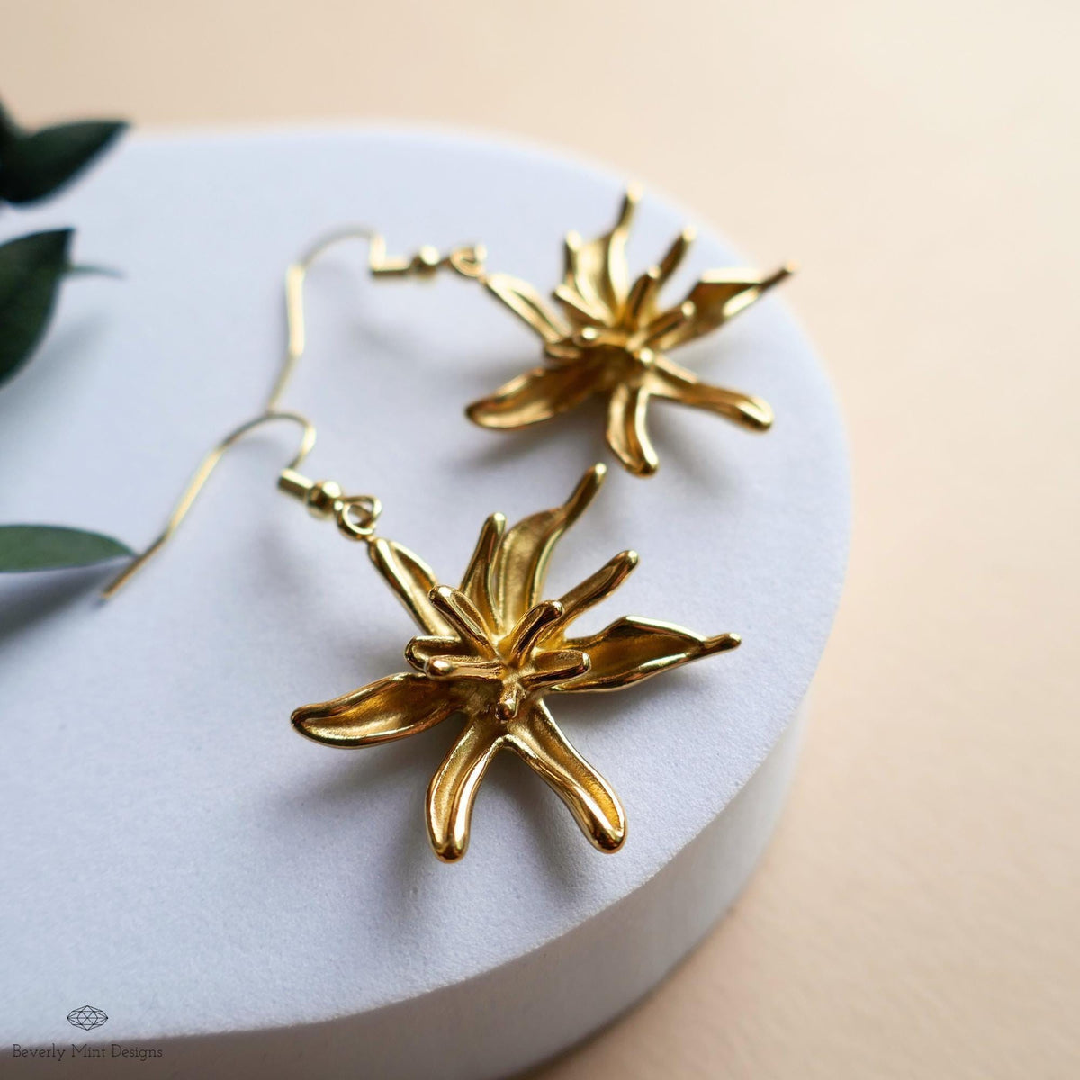 Gold Lily Flower Earrings, Sculptural Floral Earrings , Nature Inspired Botanical Jewelry, Sensitive Ear & Clip-On Options
