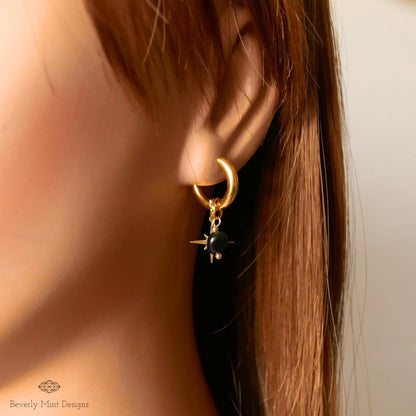 Gold Star Hoop Earrings, Minimalist Dangle Hoops, Celestial Statement Jewelry, 18K Gold Huggie Earrings, Chunky Huggie Hoops