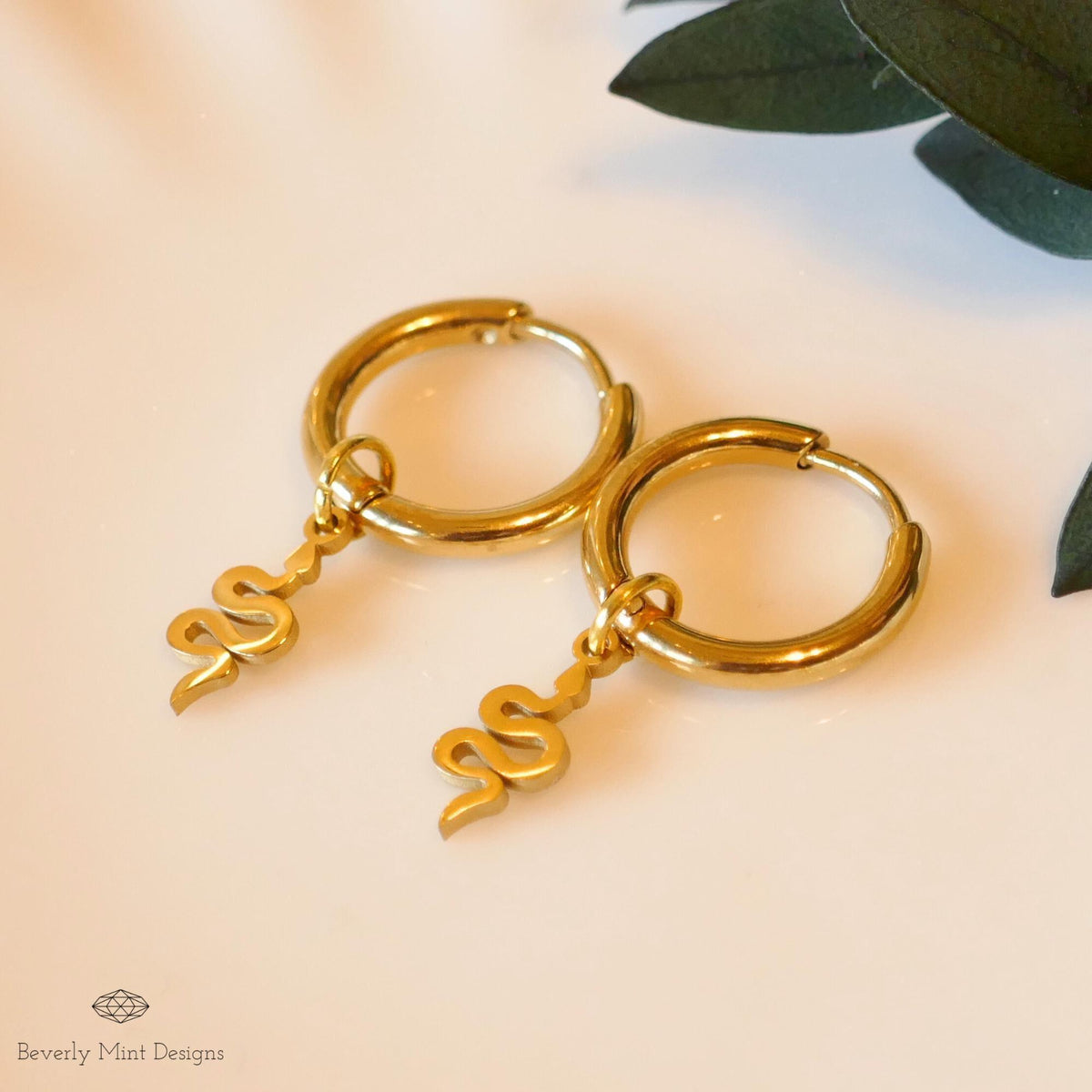 Gold Tiny Snake Hoop Earrings, Minimalist Serpent Jewelry, Dainty Lightweight Hoops for Women, Stylish Animal Dangle Earrings