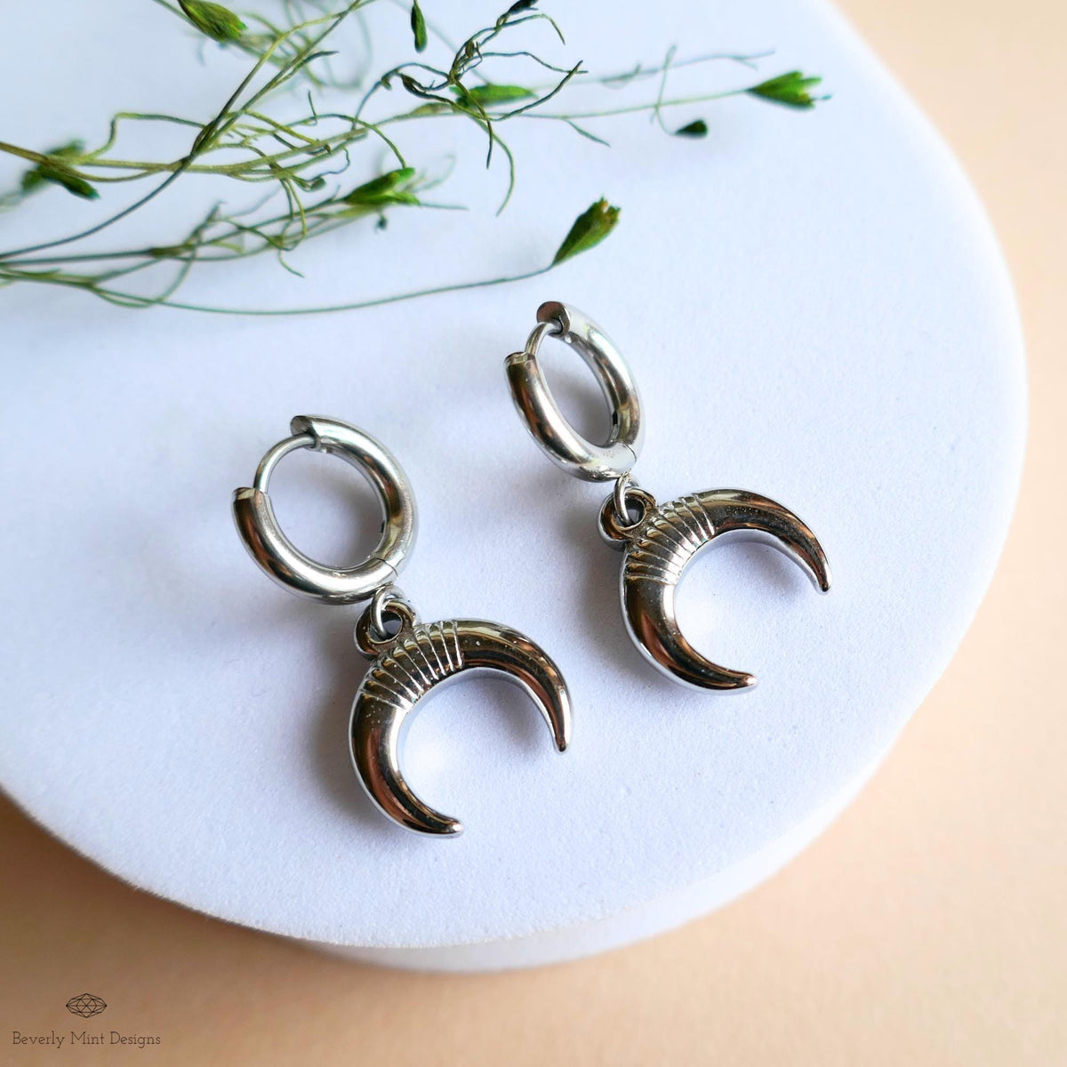Crescent Moon Hoop Earrings , Boho Silver Dangle Earrings, Witchy Celestial Jewelry, Lunar Hoop Earrings for Women