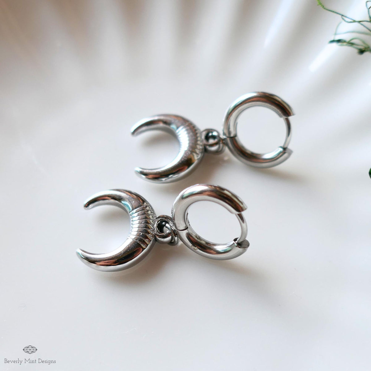 Crescent Moon Hoop Earrings , Boho Silver Dangle Earrings, Witchy Celestial Jewelry, Lunar Hoop Earrings for Women
